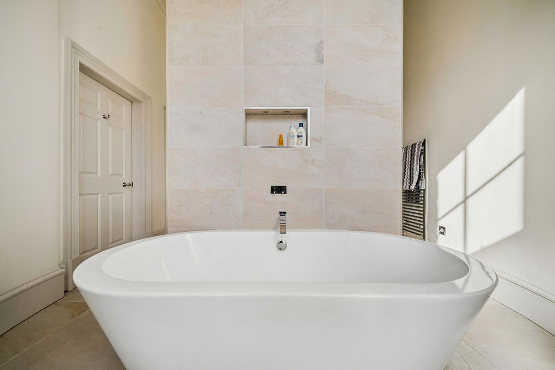 54 Queen Street, New Town, Edinburgh, EH2 3NS - Picture #16