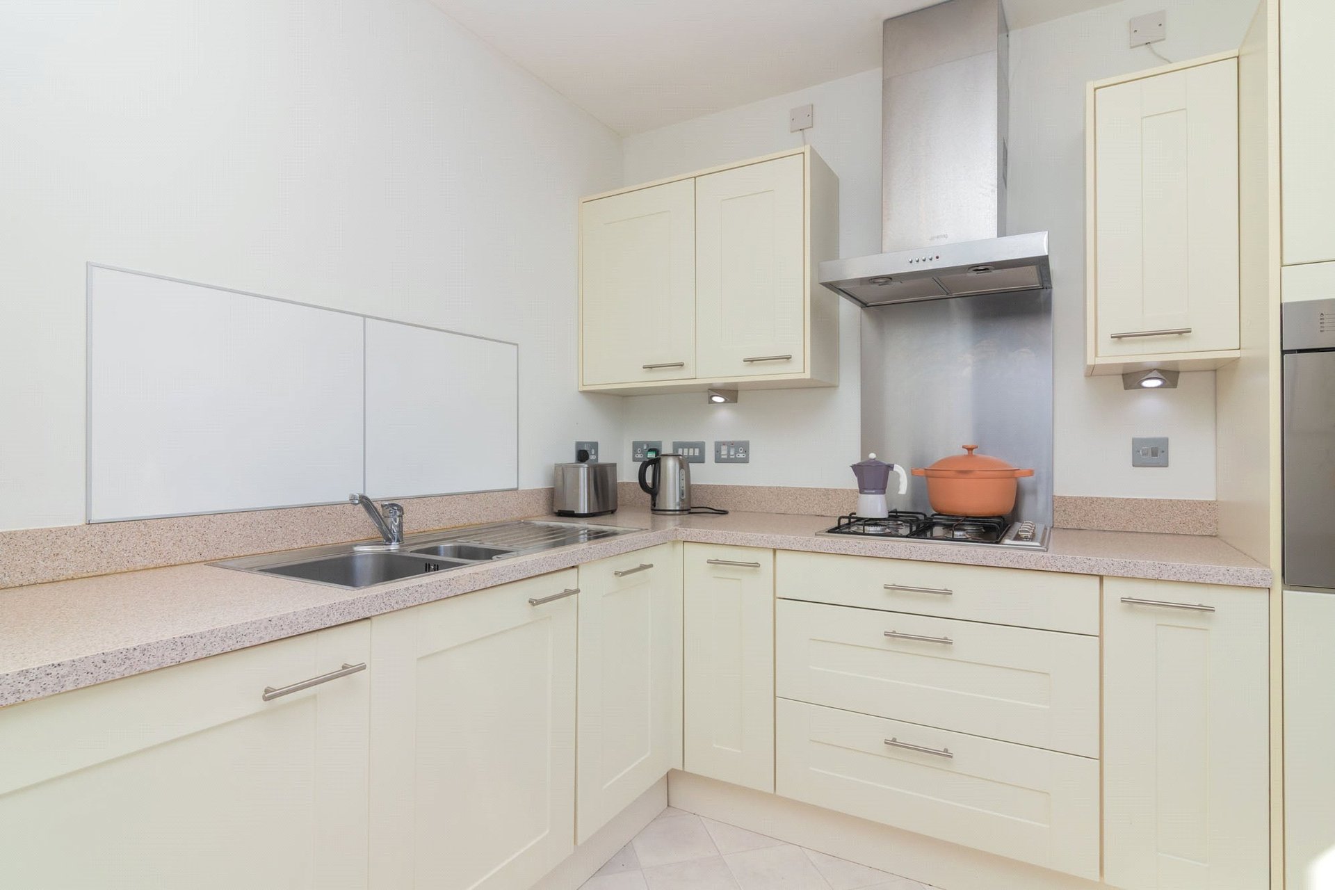 3/2, 43 Craigend Circus, Anniesland, Glasgow, G13 2TY - Picture #8