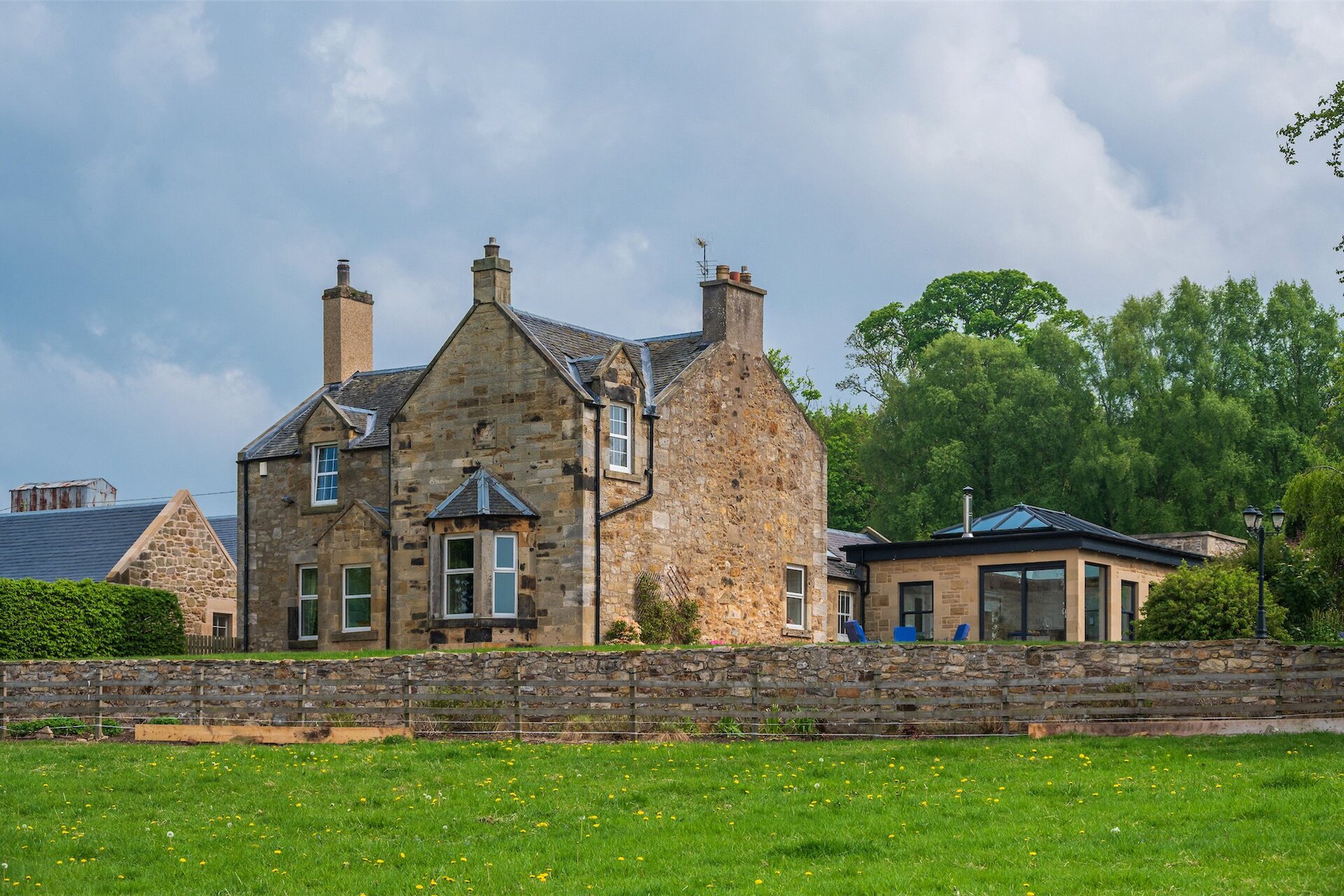 D'Arcy House, Dalkeith, Midlothian, EH22 5TH - Picture #1