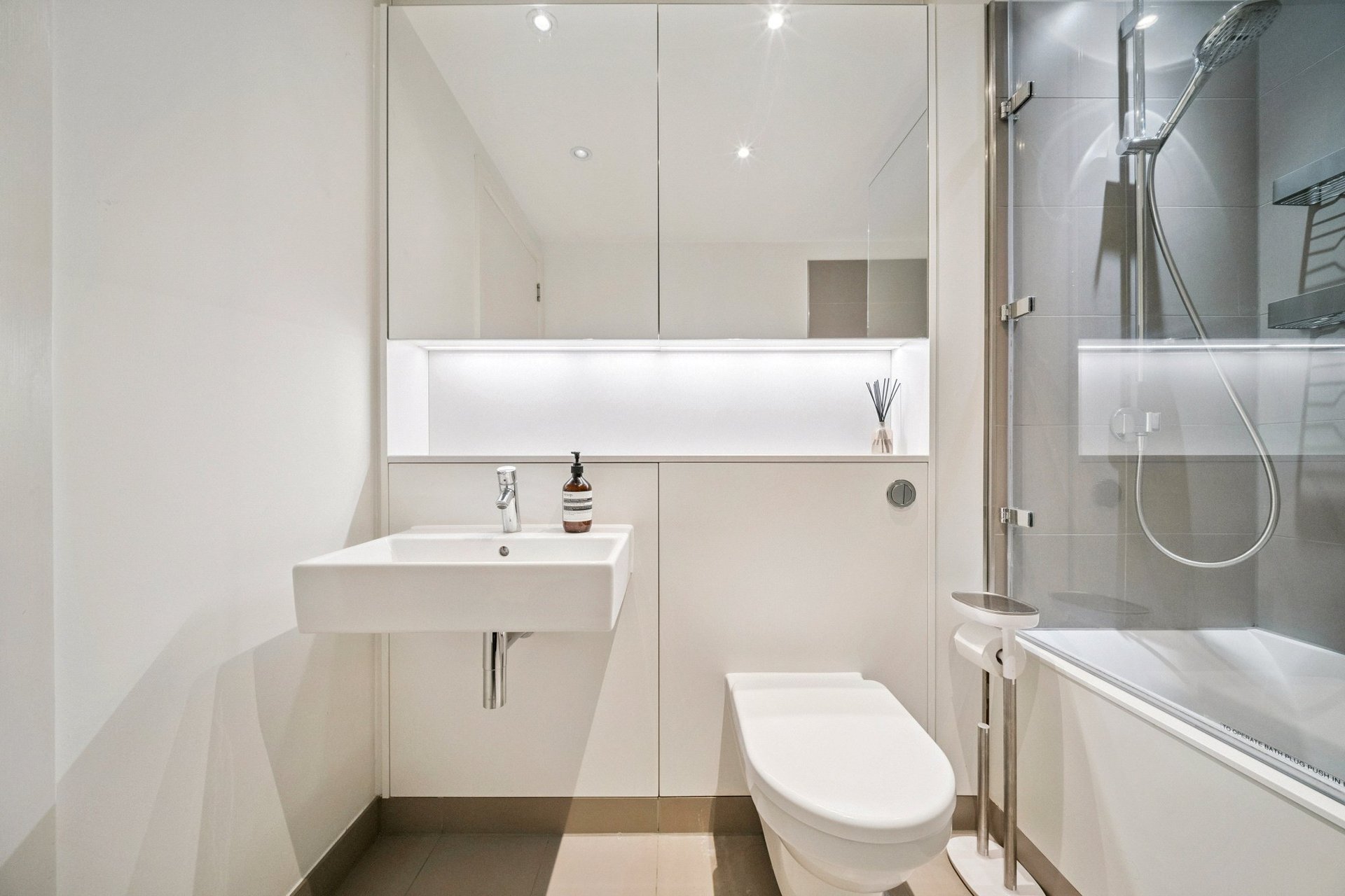 Flat 8, 5 Simpson Loan, Edinburgh, EH3 9GX - Picture #21