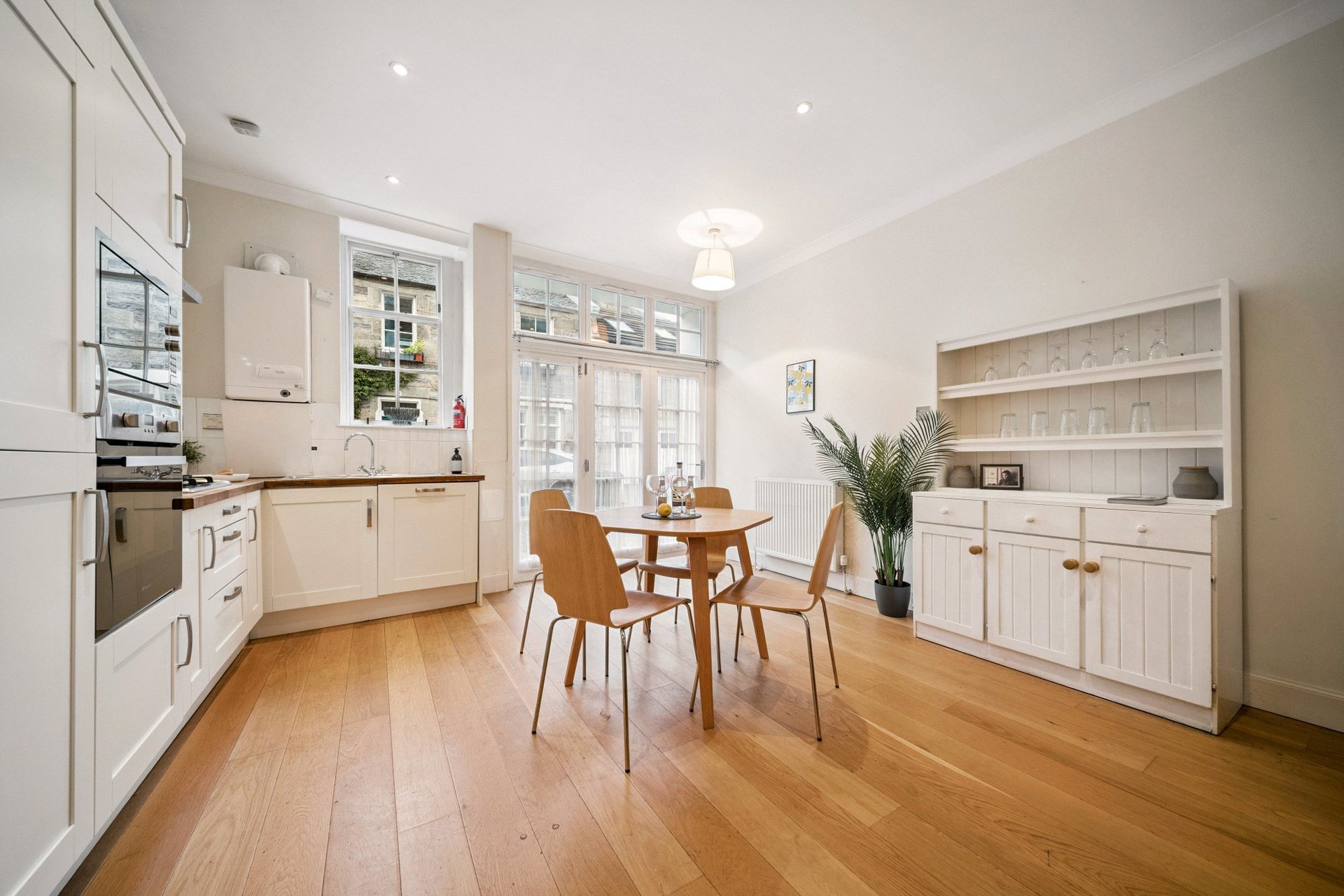 25a Dean Park Mews, Stockbridge, Edinburgh, EH4 1EE - Picture #7