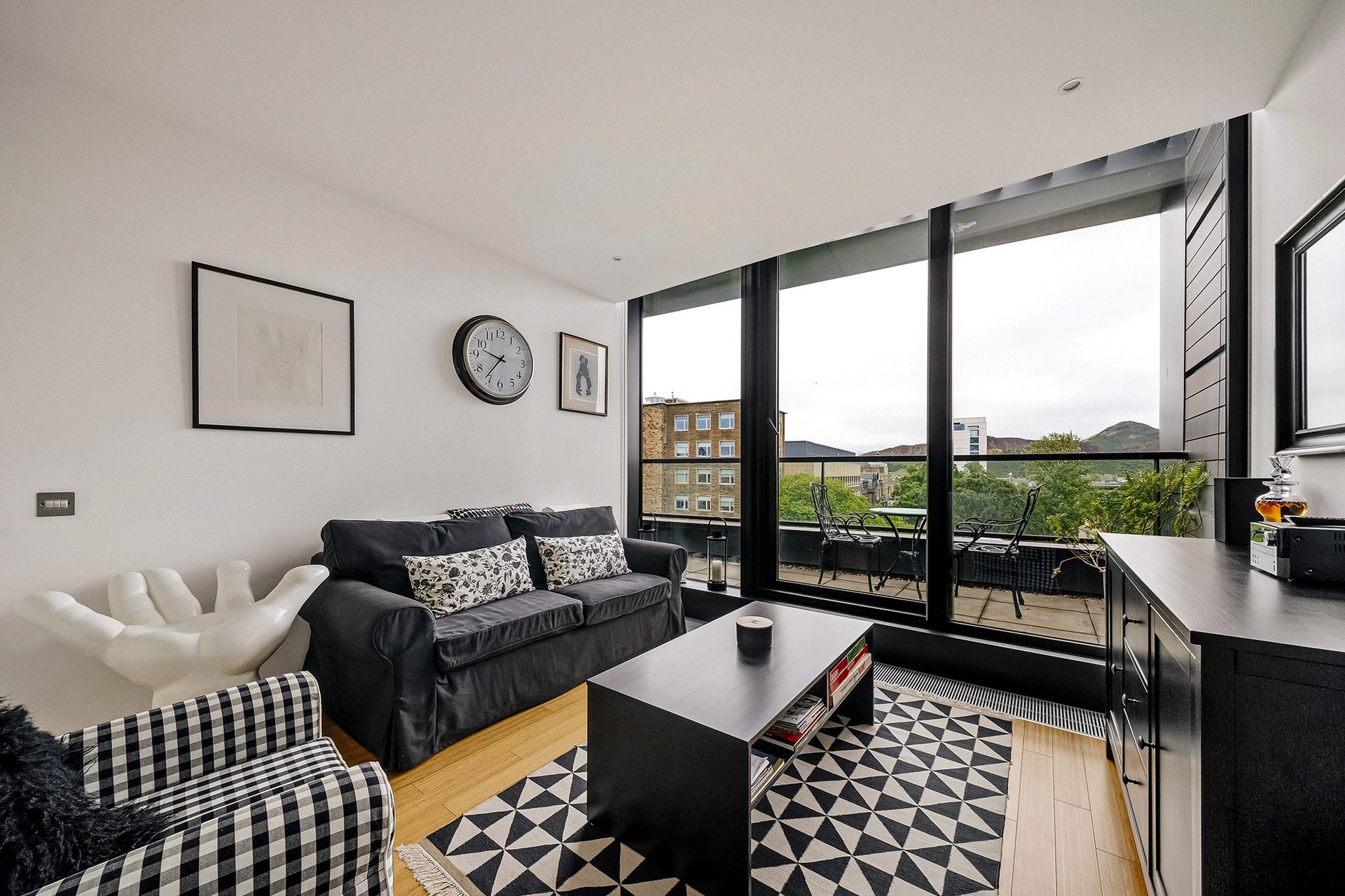 Flat 34, 28 Simpson Loan, Edinburgh, Midlothian, EH3 9GG - Picture #3