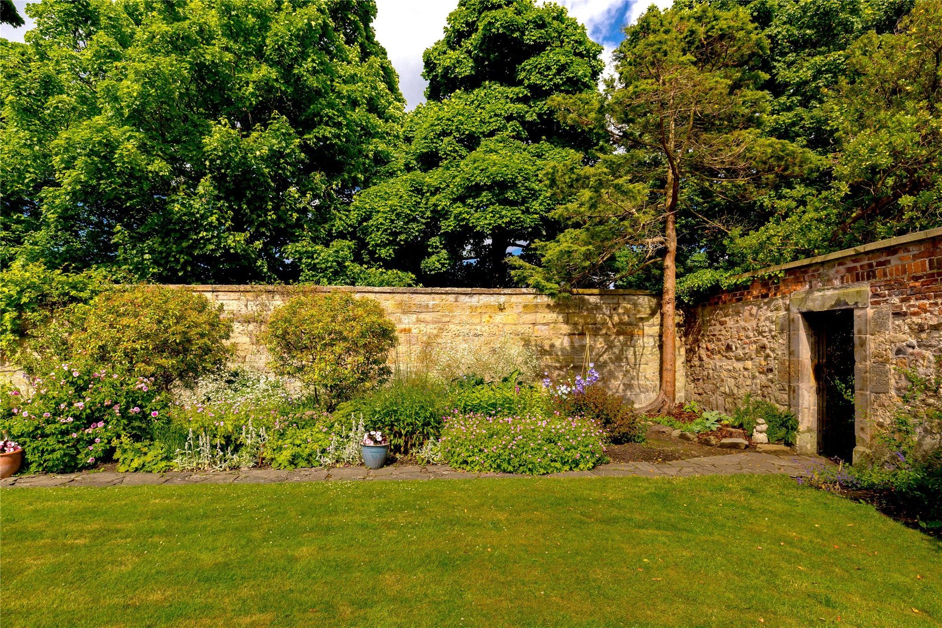 Lot 1A - Catherine Lodge, 19 Inveresk Village, Musselburgh, East Lothian, EH21 7TD - Picture #37