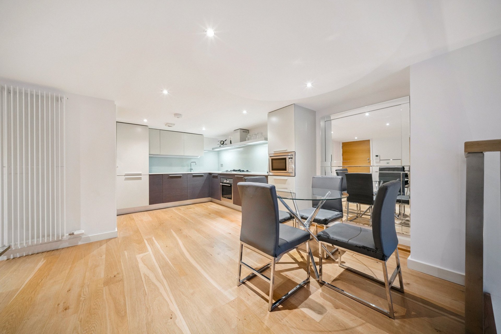 Flat 7, 19 Simpson Loan, Edinburgh, Midlothian, EH3 9BS - Picture #6