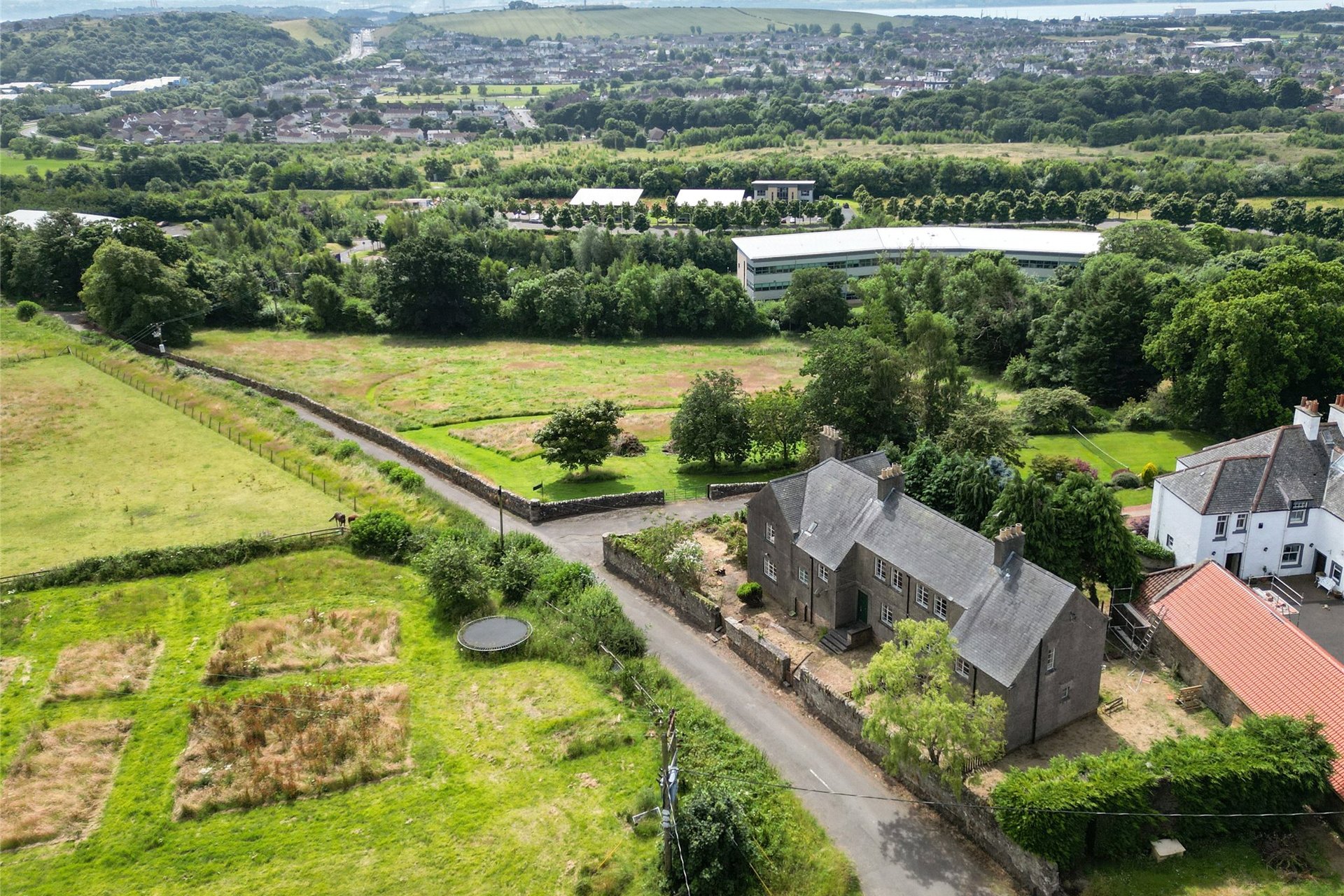 Masterton Farm Cottages, Masterton Road, Dunfermline, Fife, KY11 8QJ - Picture #1