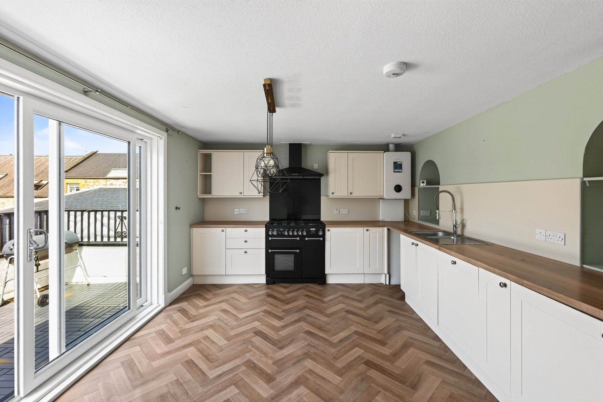 4 Market Square, Melrose, Scottish Borders, TD6 9PN - Picture #3