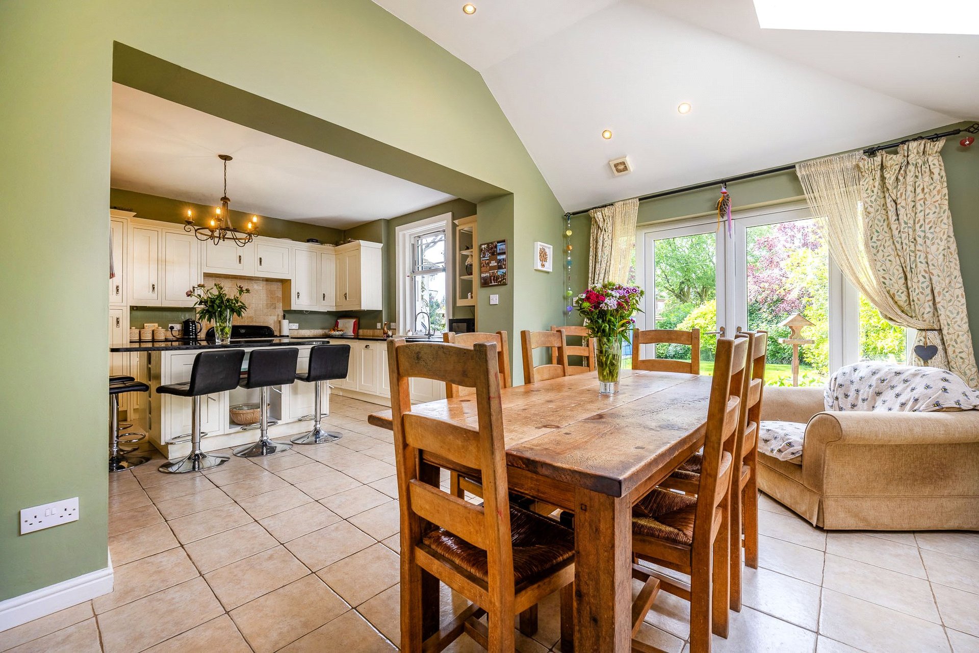 3 Baird Drive, Bearsden, G61 4BL - Picture #14