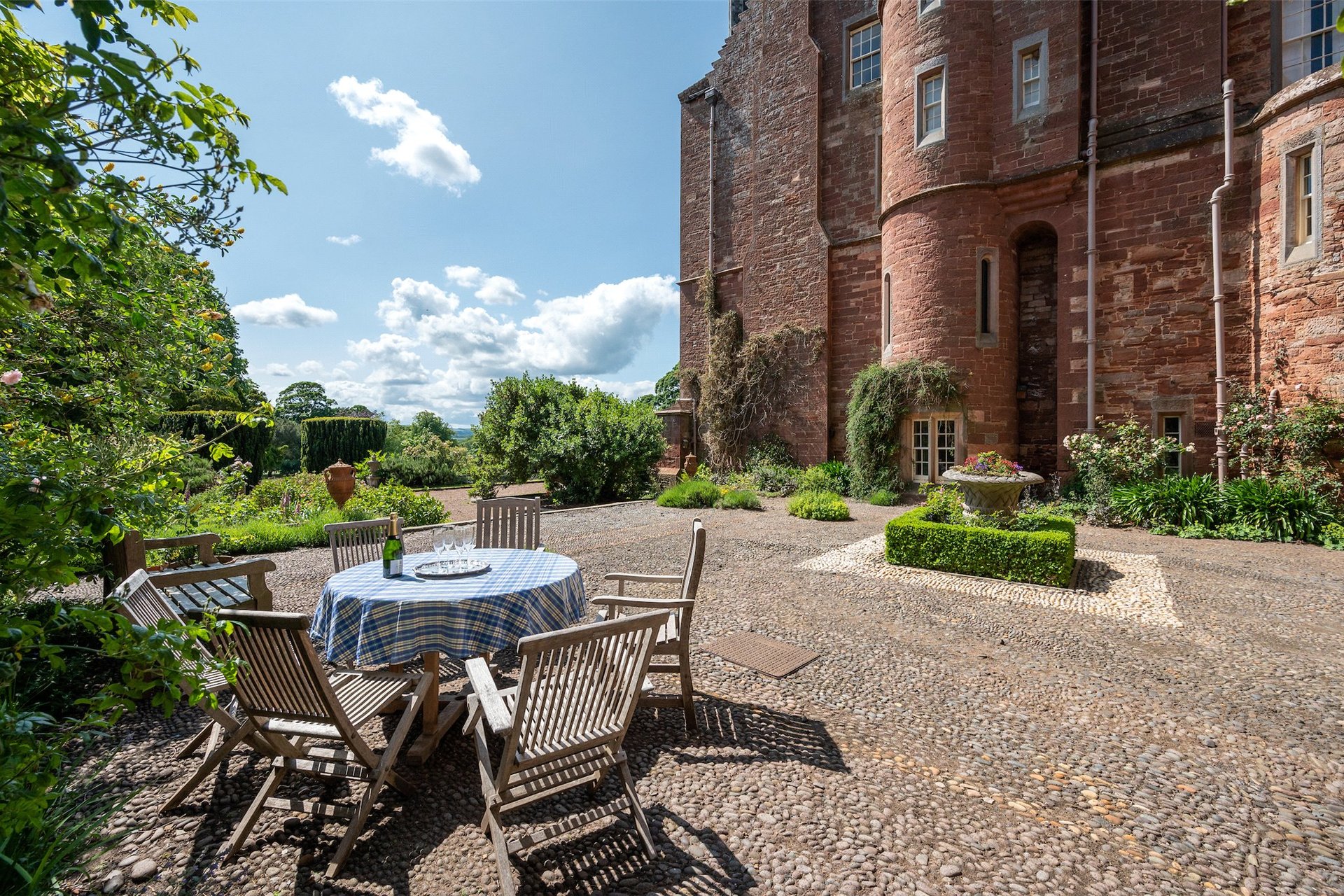 McLaren Wing, Tyninghame House, Dunbar, East Lothian, EH42 1XW - Picture #3