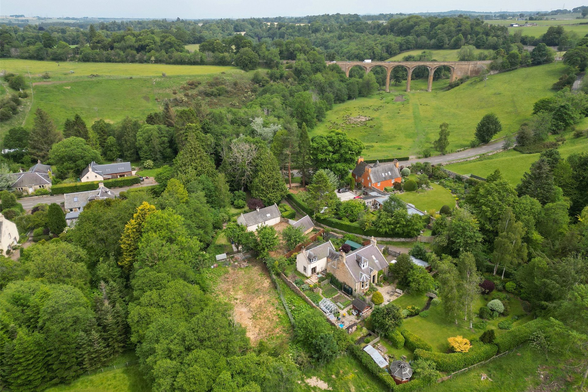 Ford Mill Cottage, Ford, Pathhead, Midlothian, EH37 5RE - Picture #34
