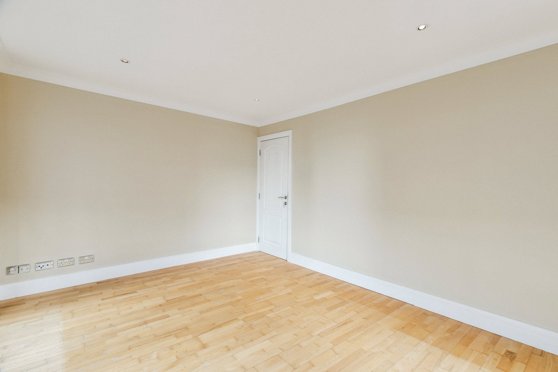 Flat 3/2 Block E Bridge Apartments, 350 Argyle Street, Glasgow City, G2 8NE - Picture #8