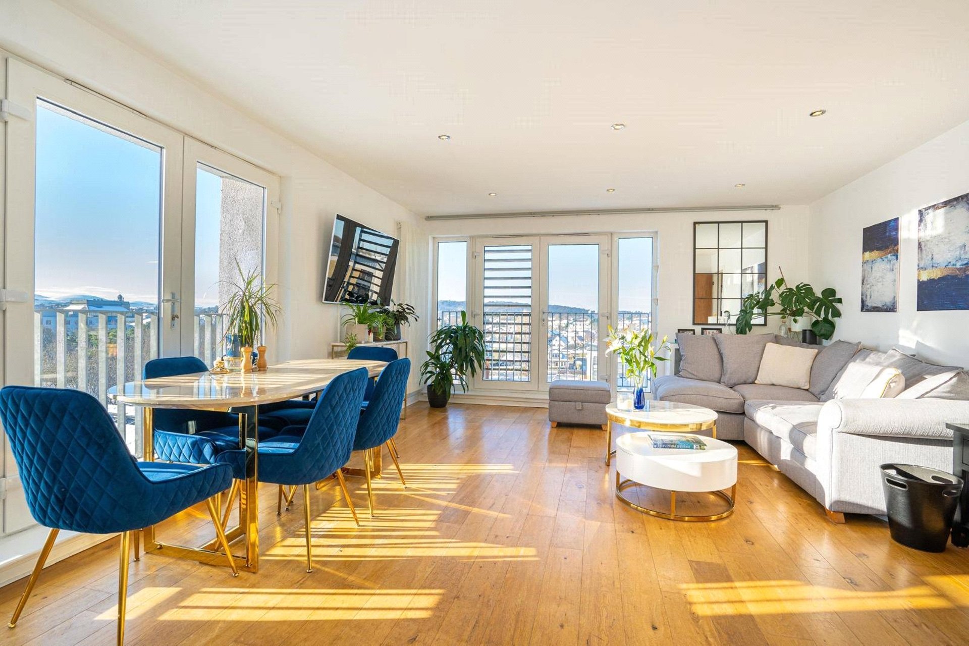 Flat 10, 32 Kimmerghame Drive, Fettes,, Edinburgh, EH4 2GJ - Picture #3