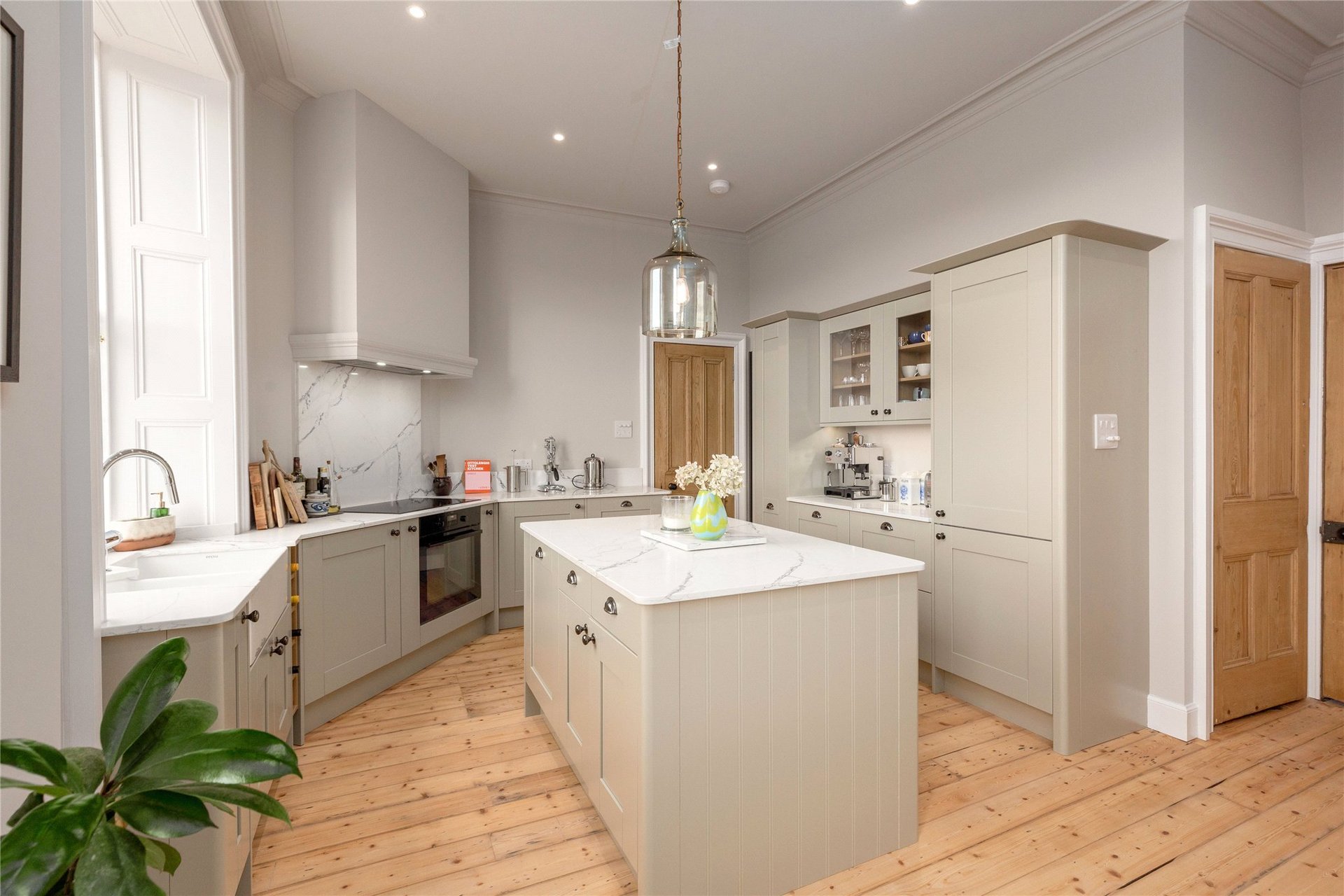 42/6 Morningside Road, Morningside, Edinburgh, EH10 4BZ - Picture #5