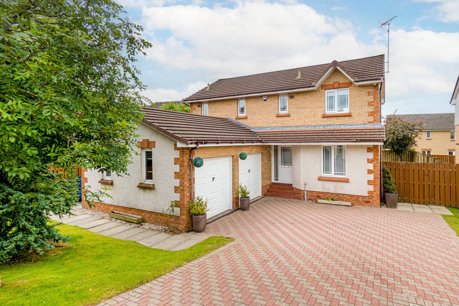 8 Hutton, Westerlands Park, Anniesland, Glasgow, G12 0FF - Picture #1