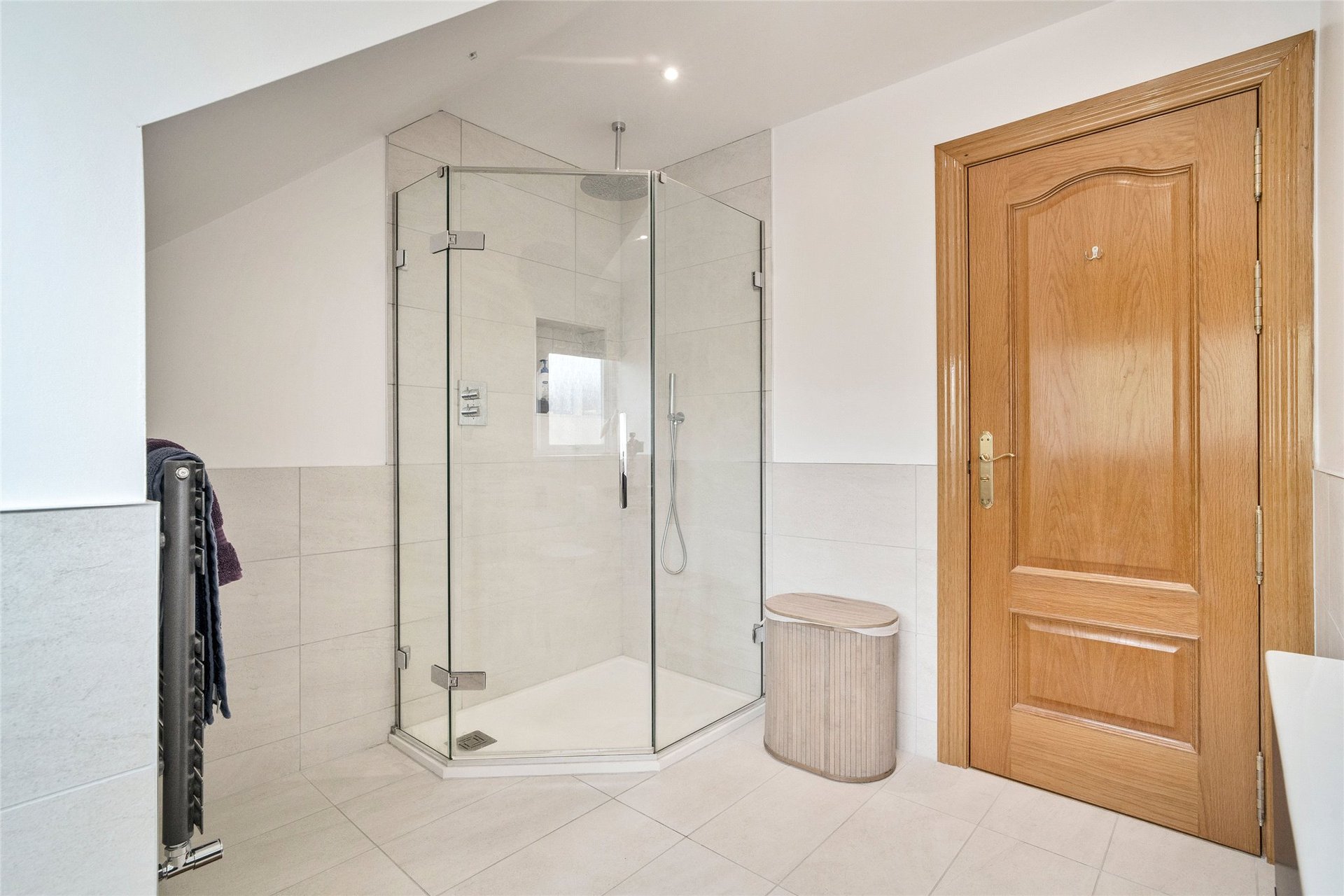 21 Broomlands, Kelso, Scottish Borders, TD5 7PR - Picture #11
