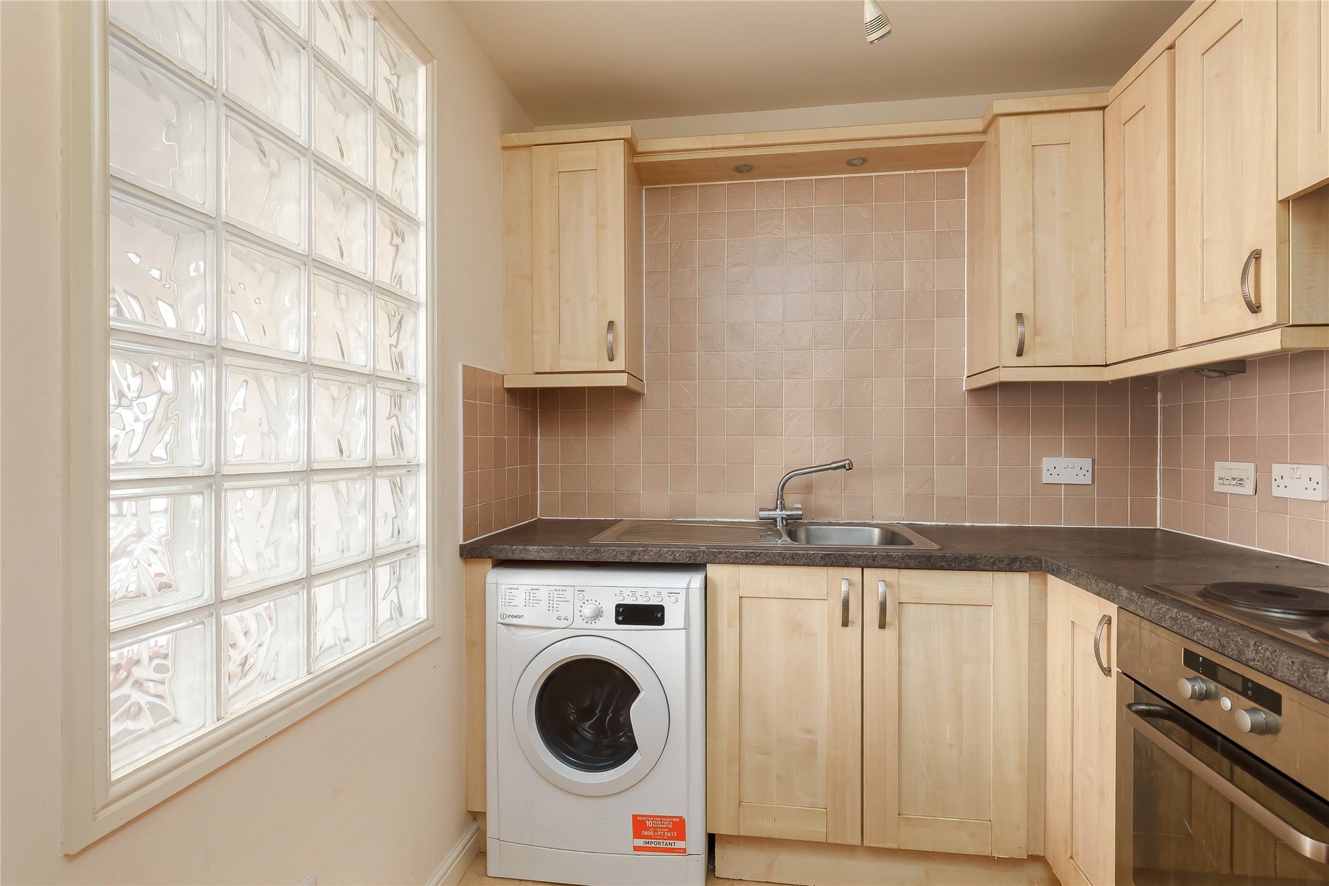 8/6 Giles Street, Edinburgh, EH6 6DA - Picture #8