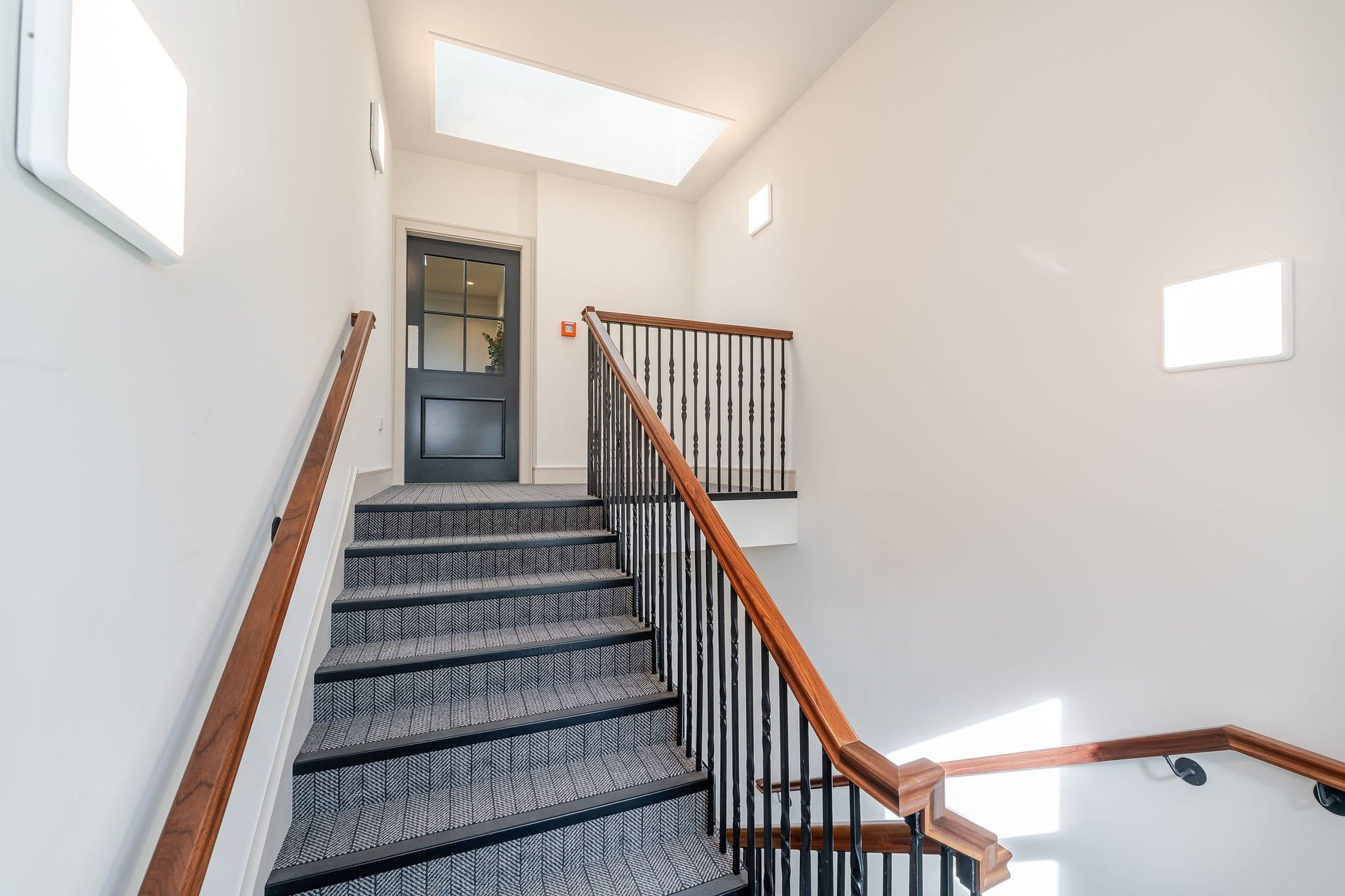Apartment Seven, No.9 Barnton Avenue West, Edinburgh, EH4 6DF - Picture #11
