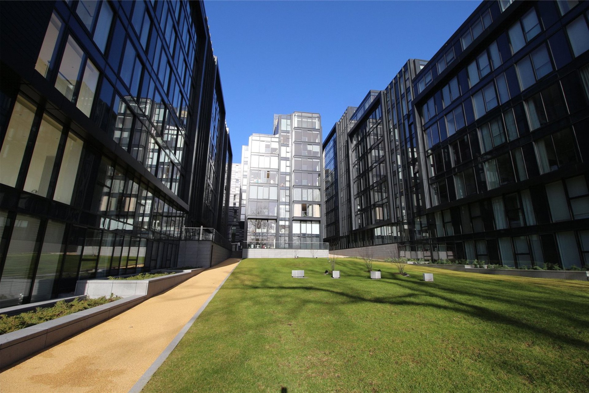 Flat 34, 4 Simpson Loan, Quartermile, Edinburgh, EH3 9GY - Picture #12