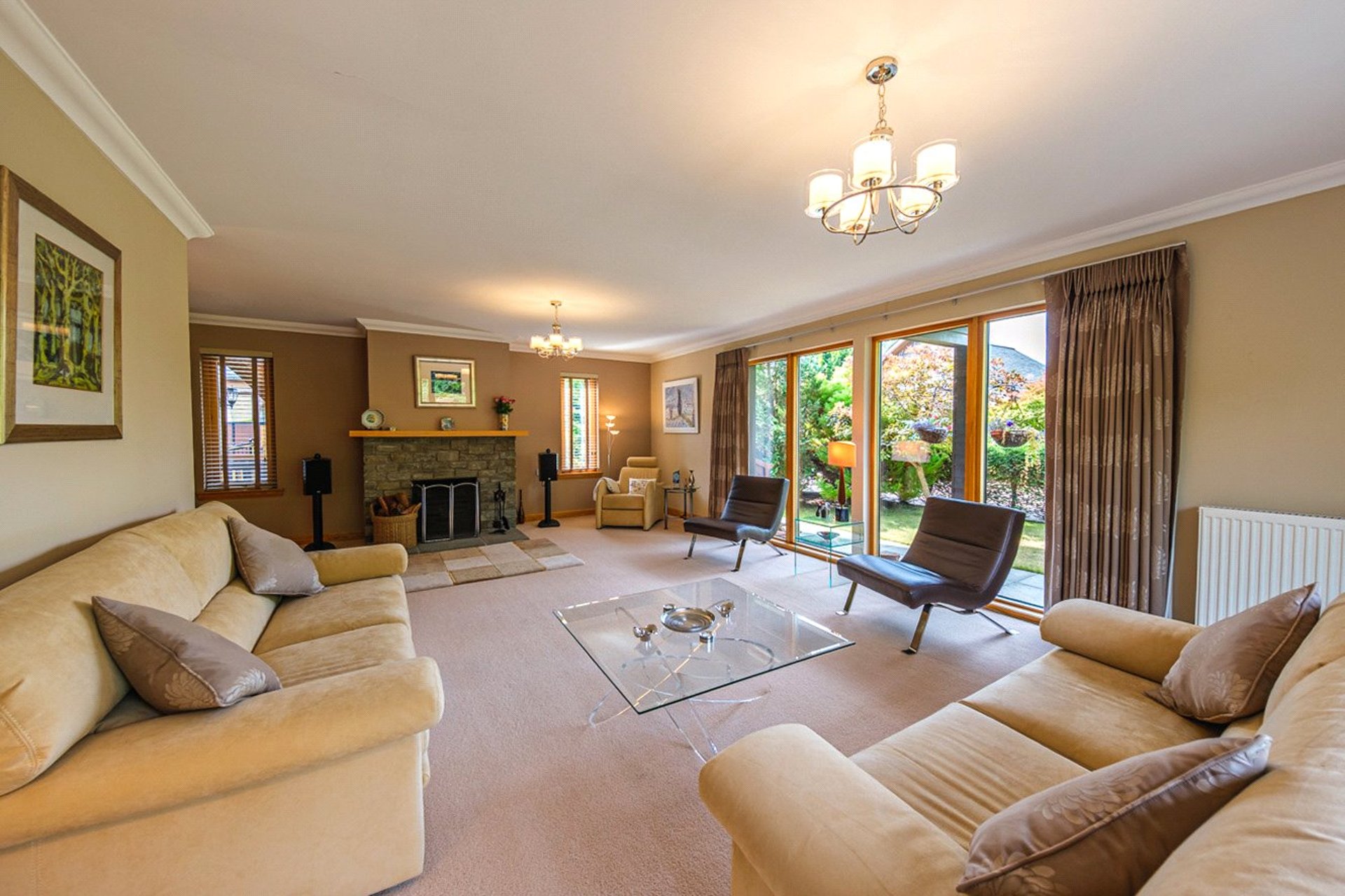 2 Heron Place, Kingennie, Broughty Ferry, Dundee, DD5 3PR - Picture #2