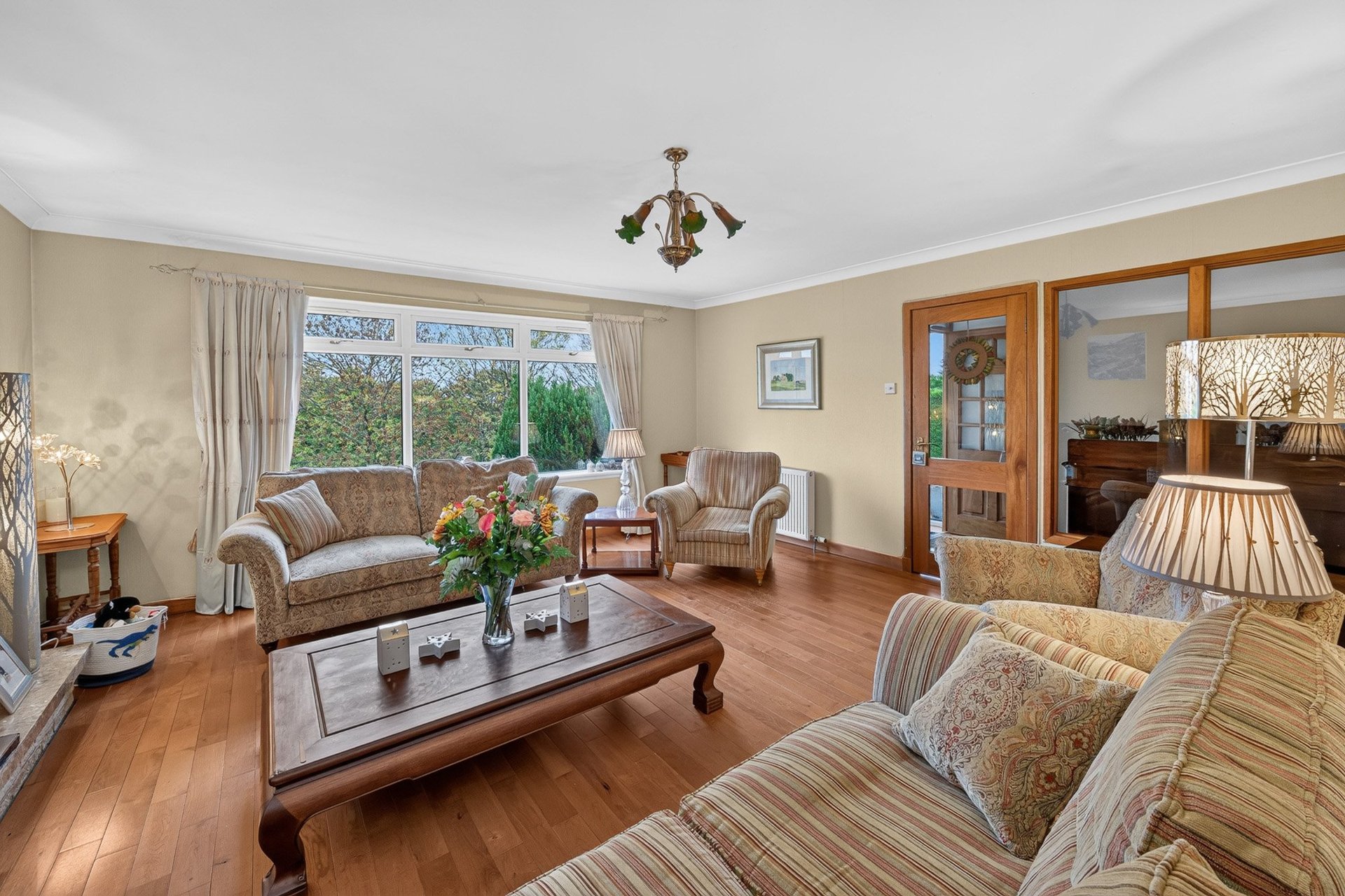 9 Cromalt Crescent, Bearsden, G61 4RX - Picture #3