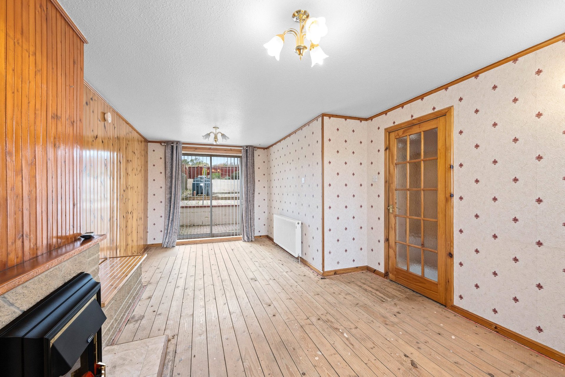 6 Hallbank, Coldingham, Eyemouth, Scottish Borders, TD14 5NY - Picture #3