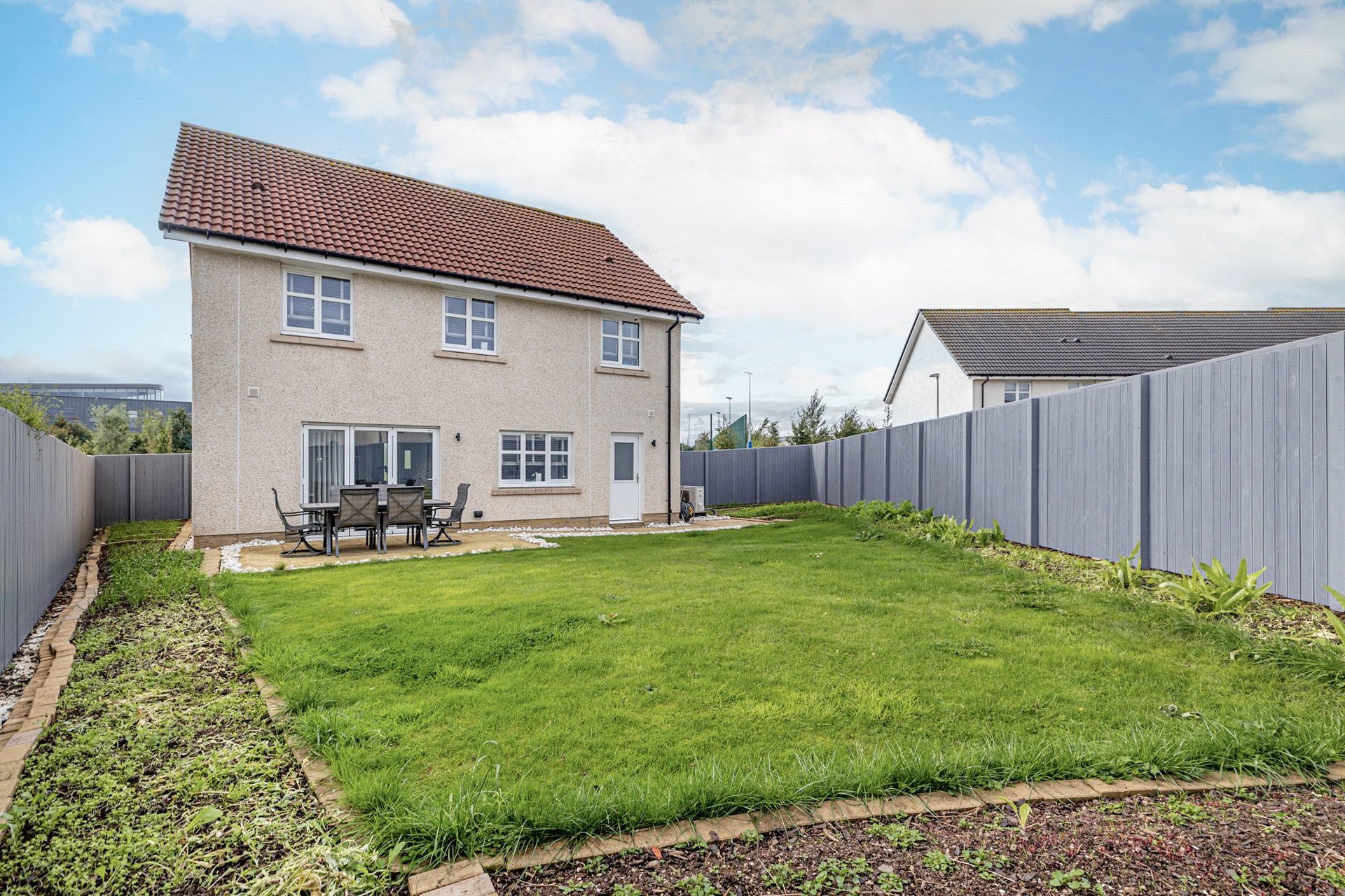 19 Maidenhill Grove, Newton Mearns, Glasgow, G77 5GT - Picture #31