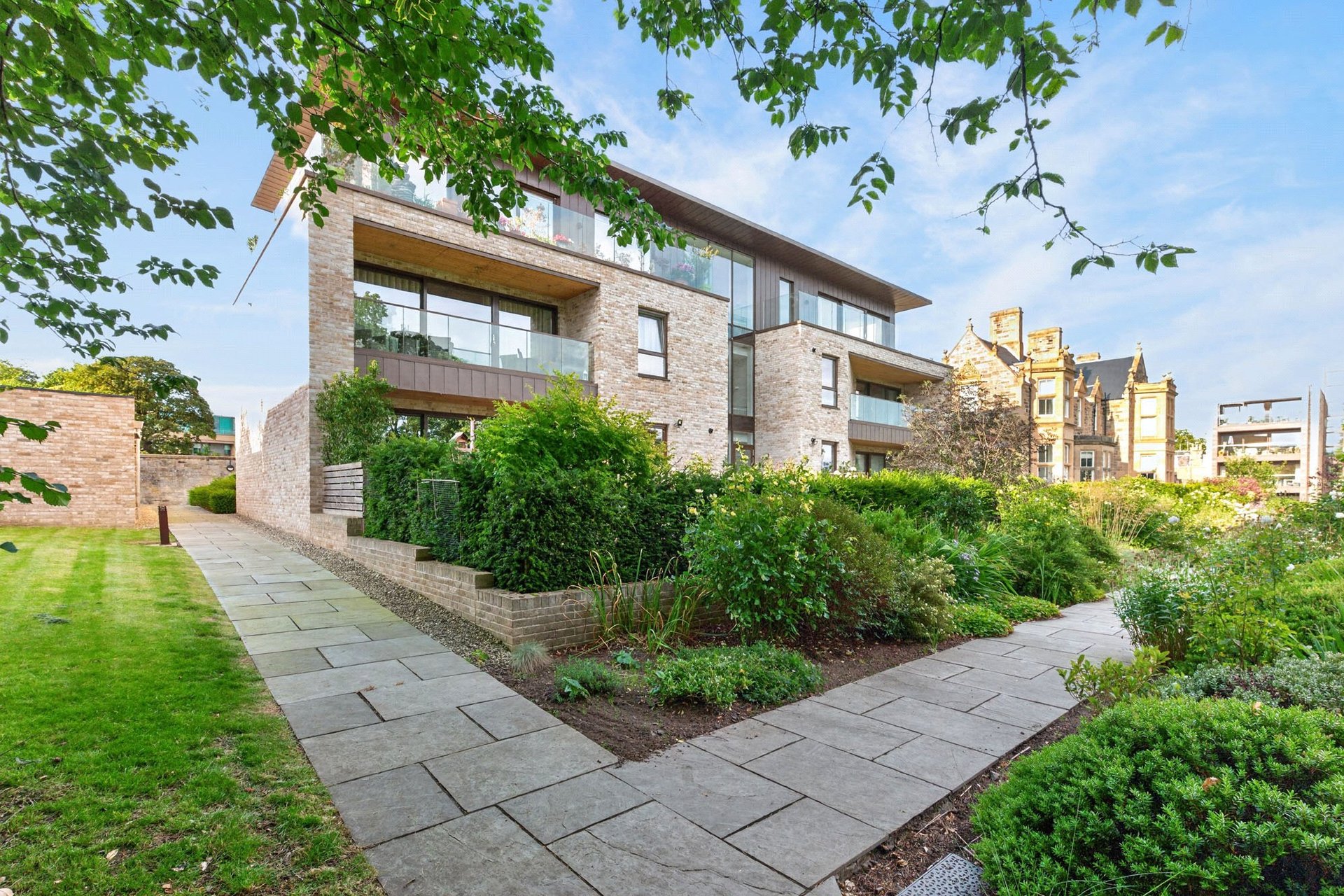 Flat 4, 19 Ellersly Road, Edinburgh, EH12 6HY - Picture #23