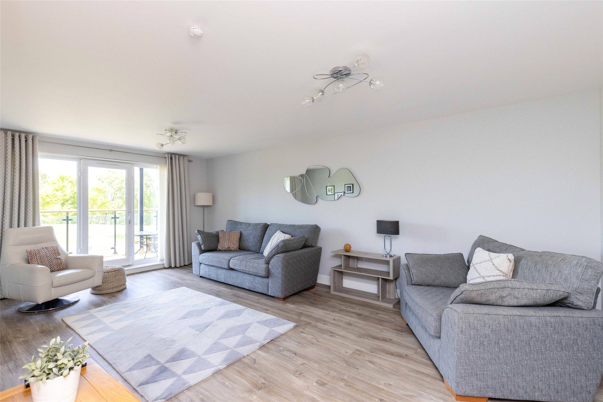 Flat 3, 4 Burnbrae Park, Edinburgh, Midlothian, EH12 8AN - Picture #3