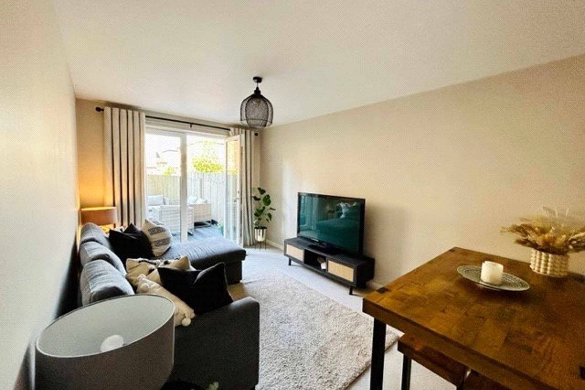 Flat 3, 2 Dryden Gait, Edinburgh, Midlothian, EH7 4QR - Picture #2