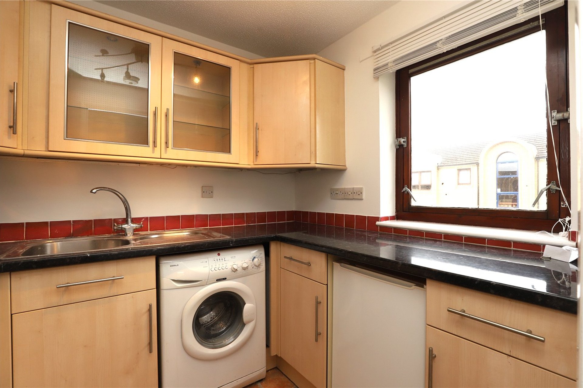 3/2, 35 Overnewton Square, Yorkhill, G3 8RW - Picture #6
