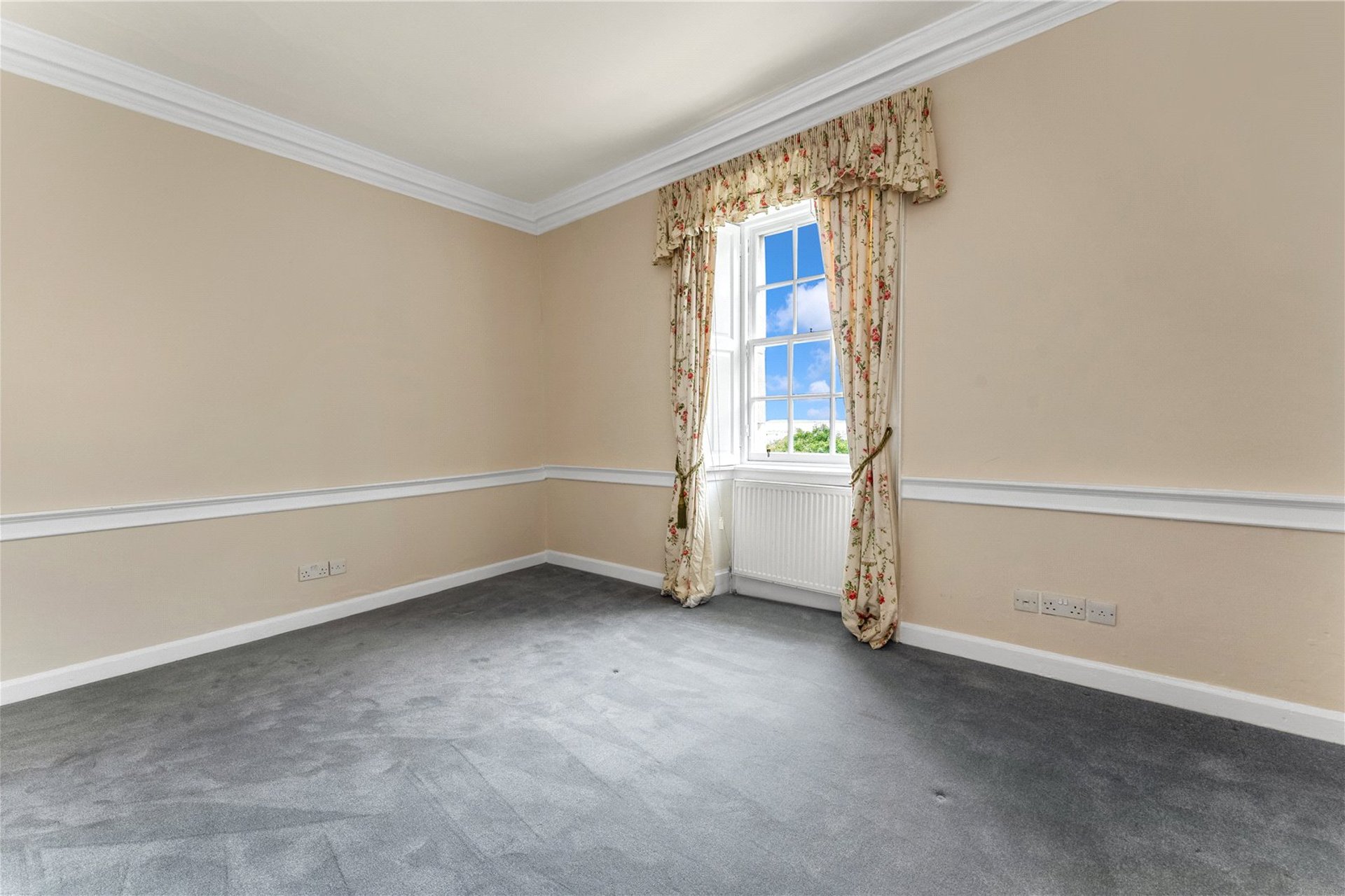 22/2 Calton Hill, Edinburgh, EH1 3BJ - Picture #11