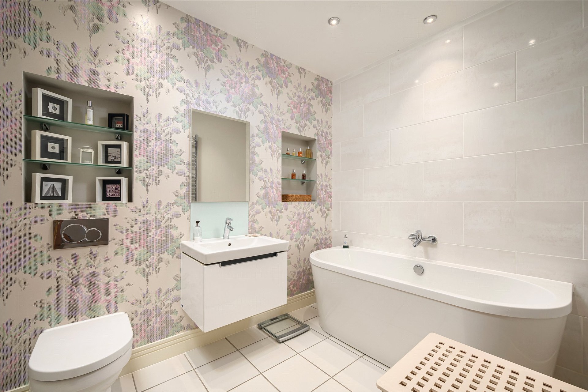 62/7 Larkfield Gardens, Edinburgh, EH5 3QB - Picture #9
