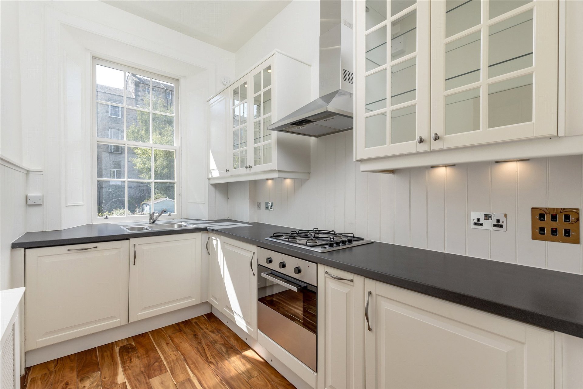 1F3, 15 Cumberland Street, Edinburgh, EH3 6RT - Picture #4