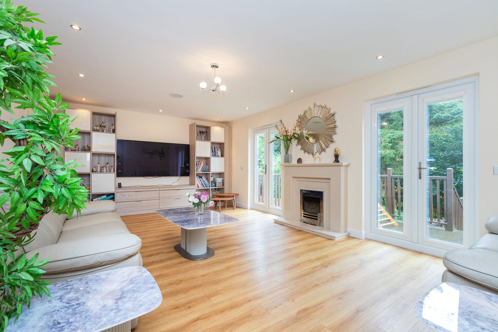 48 Foxglove Road, Newton Mearns, Glasgow, G77 6FP - Picture #5