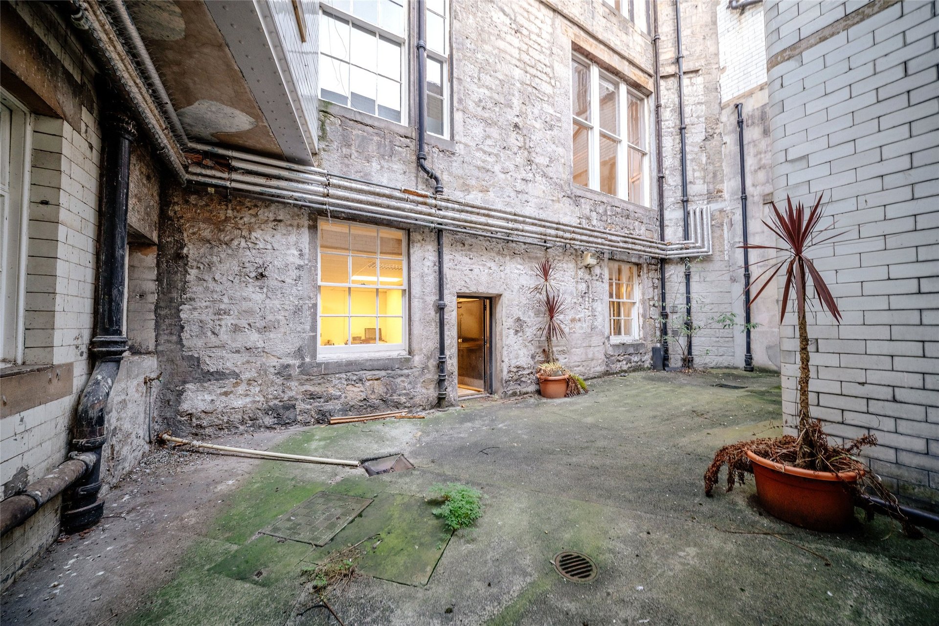 67 Queen Street, Edinburgh, Midlothian, EH2 4NA - Picture #16