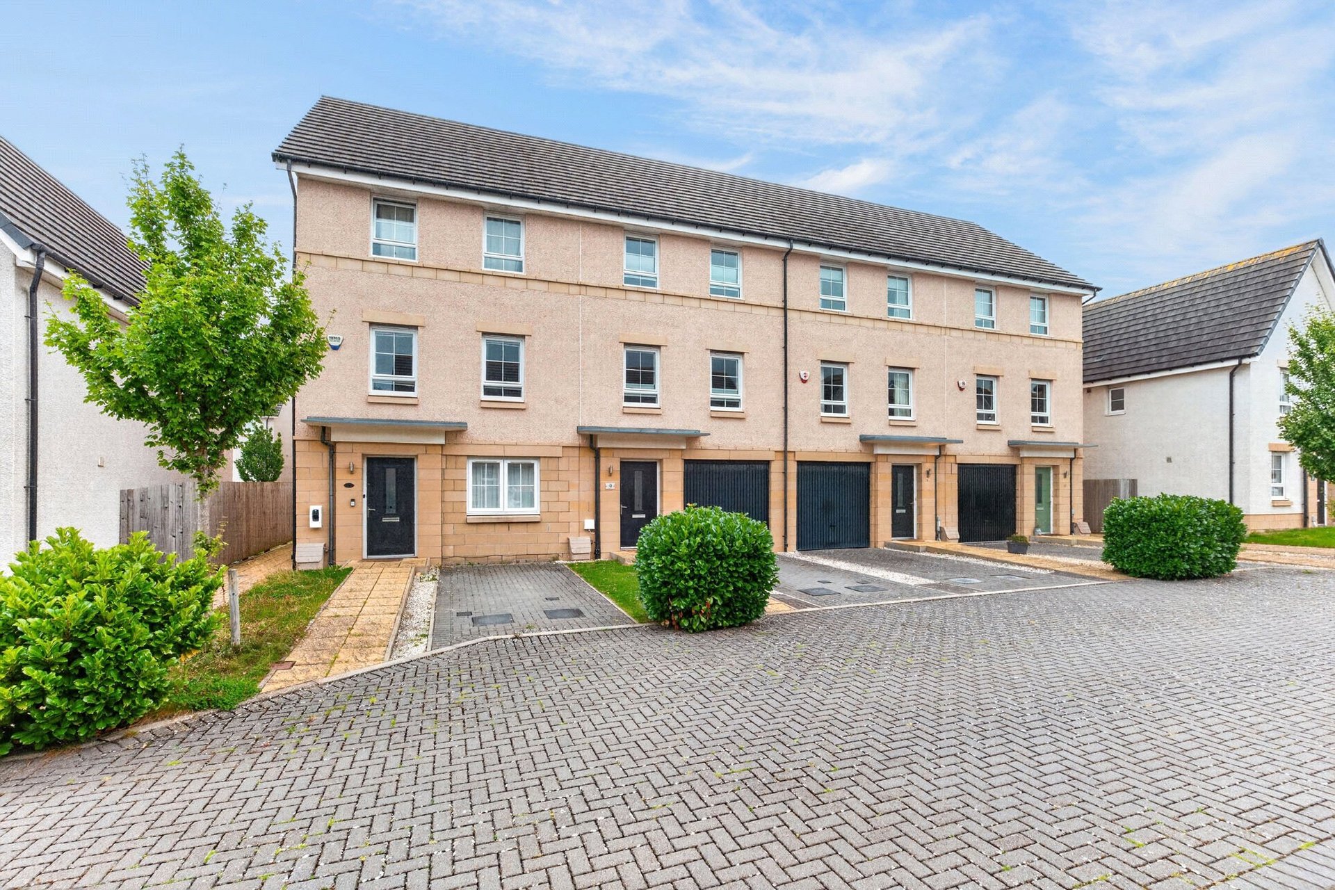 9 Thorters Place, Edinburgh, EH16 6FQ - Picture #2