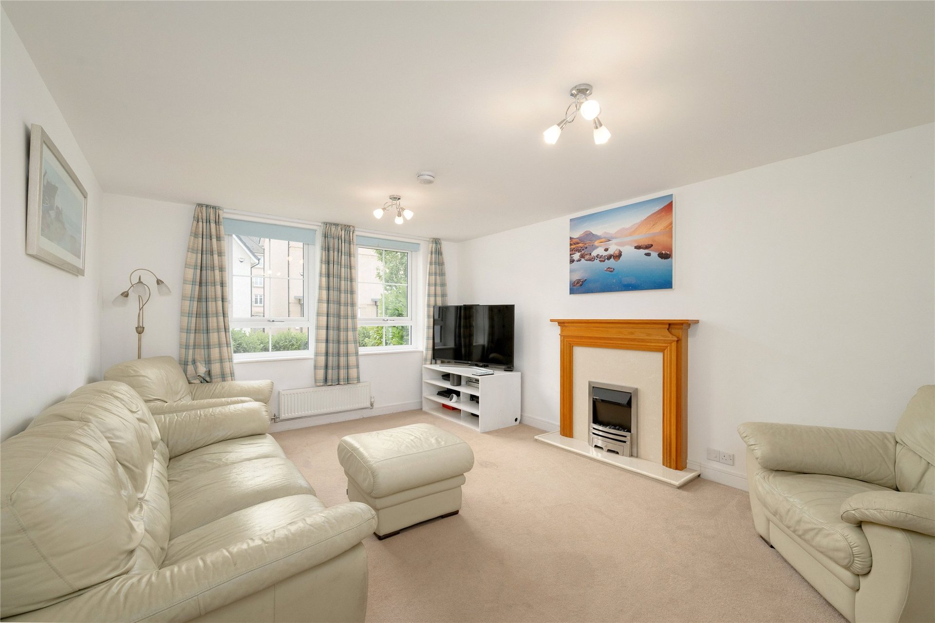 6 Thorters Place, Edinburgh, EH16 6FQ - Picture #2