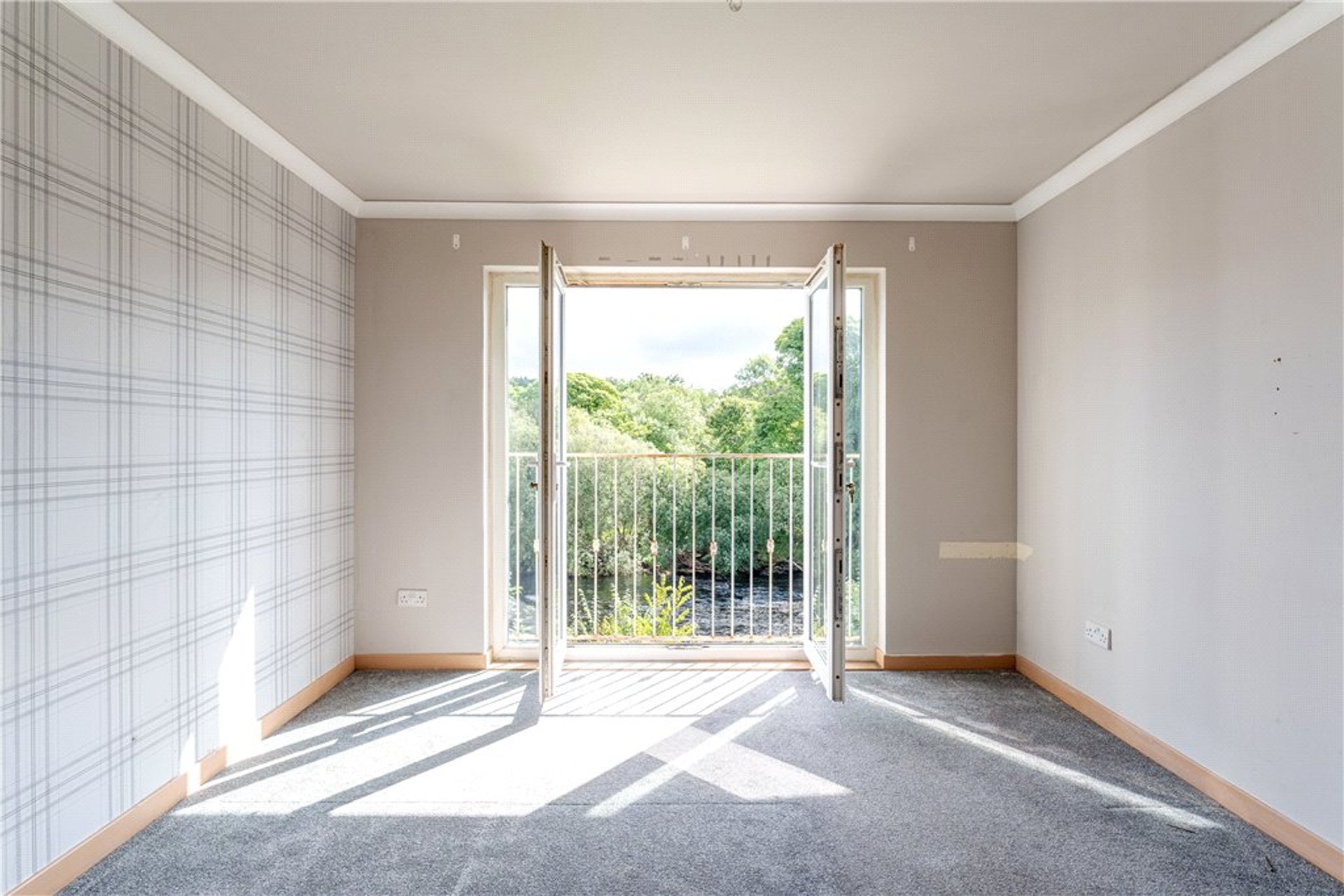 Project Budapest, Edinburgh, Midlothian, EH6 6PB - Picture #7