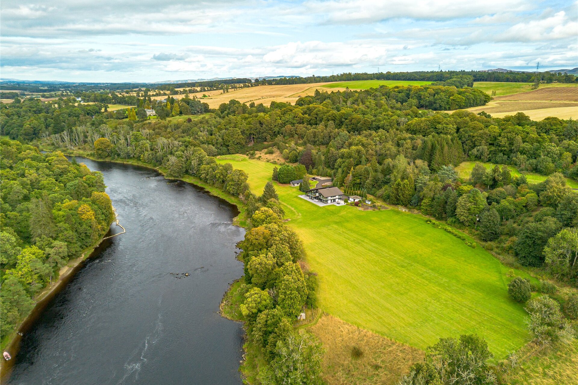 Broadgreen, Cargill, Perth, Perth and Kinross, PH2 6DS - Picture #1