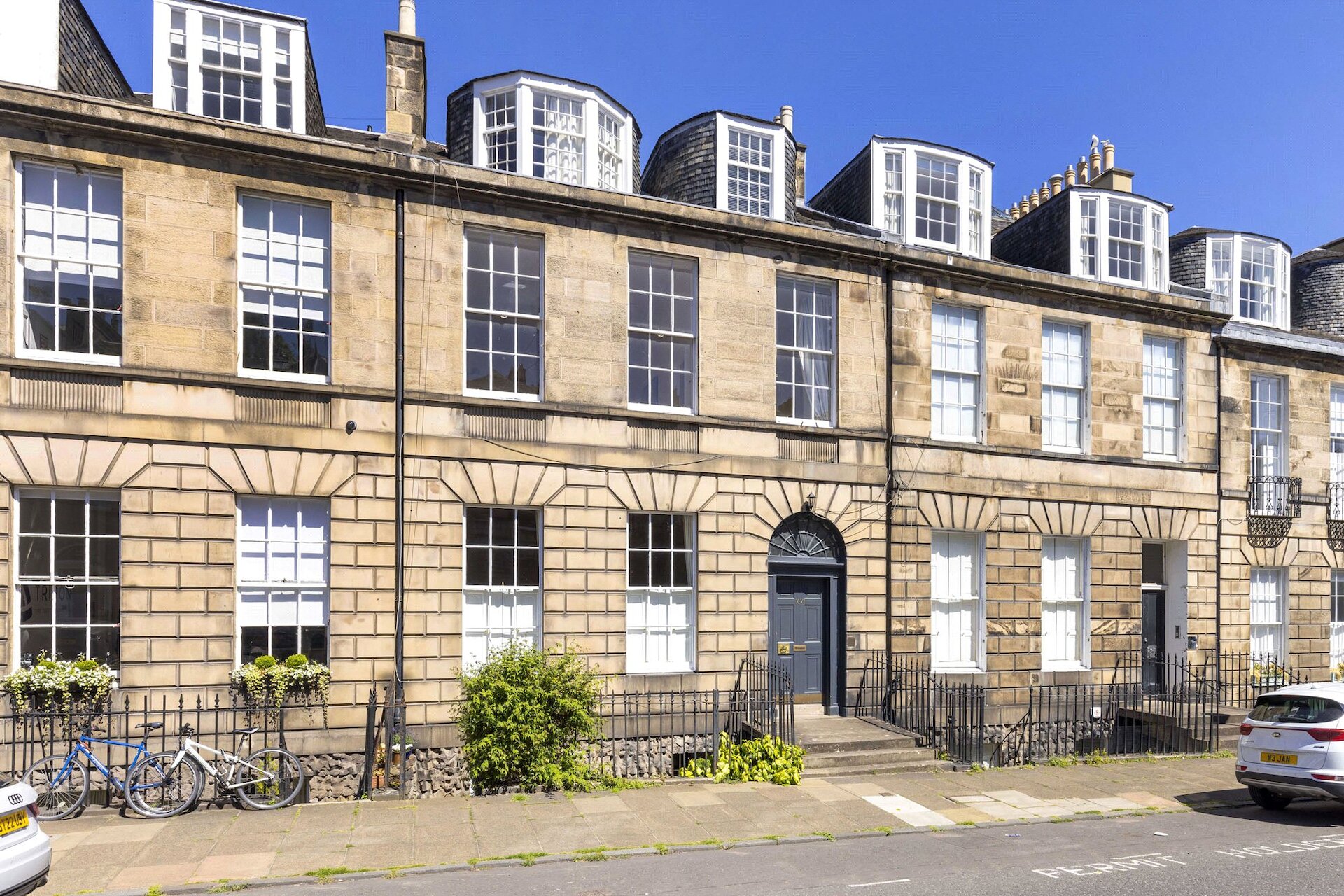 1F, 16 Albany Street, Edinburgh, Midlothian, EH1 3QB - Picture #1