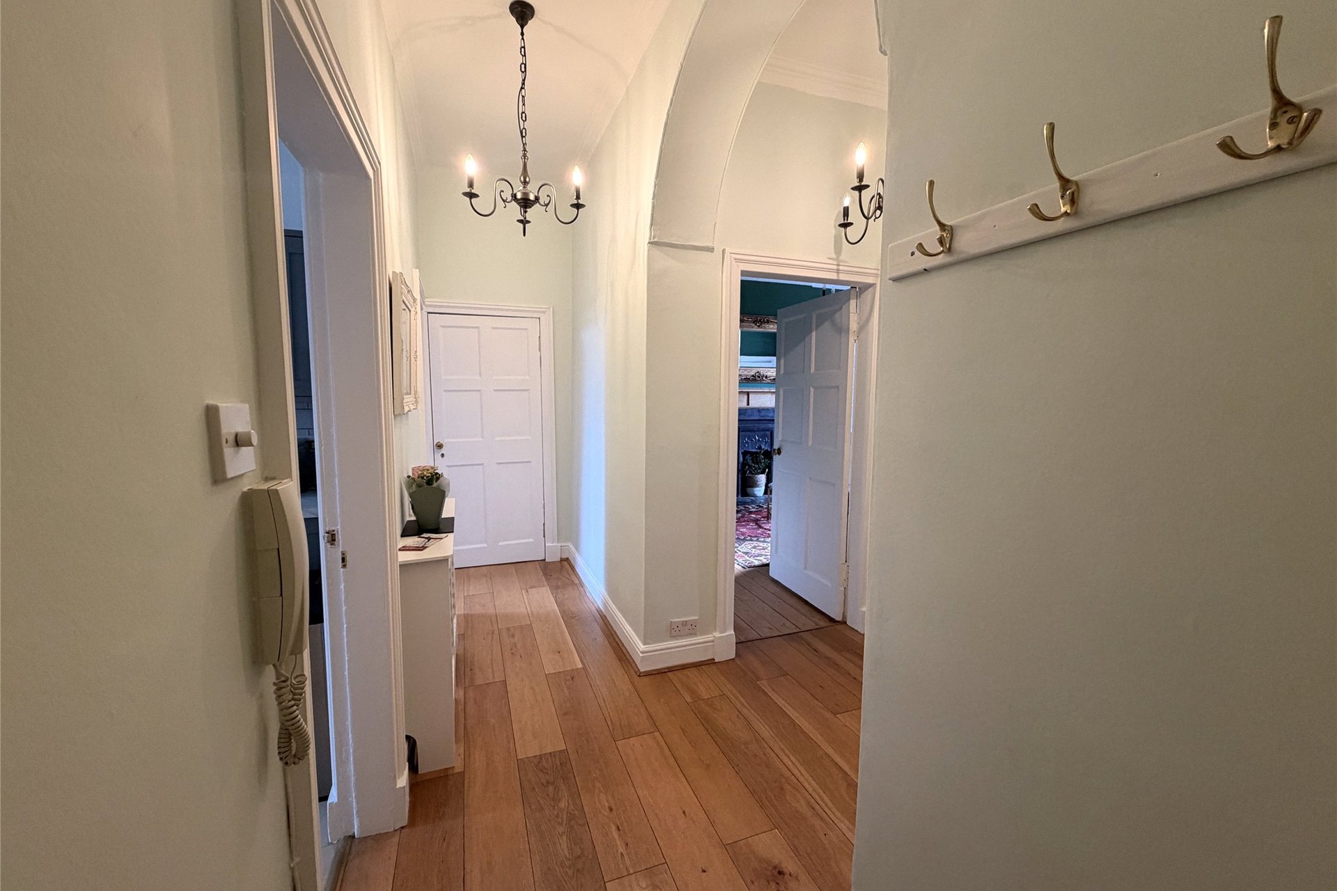 4/2 Browns Place, Edinburgh, EH1 2HX - Picture #4