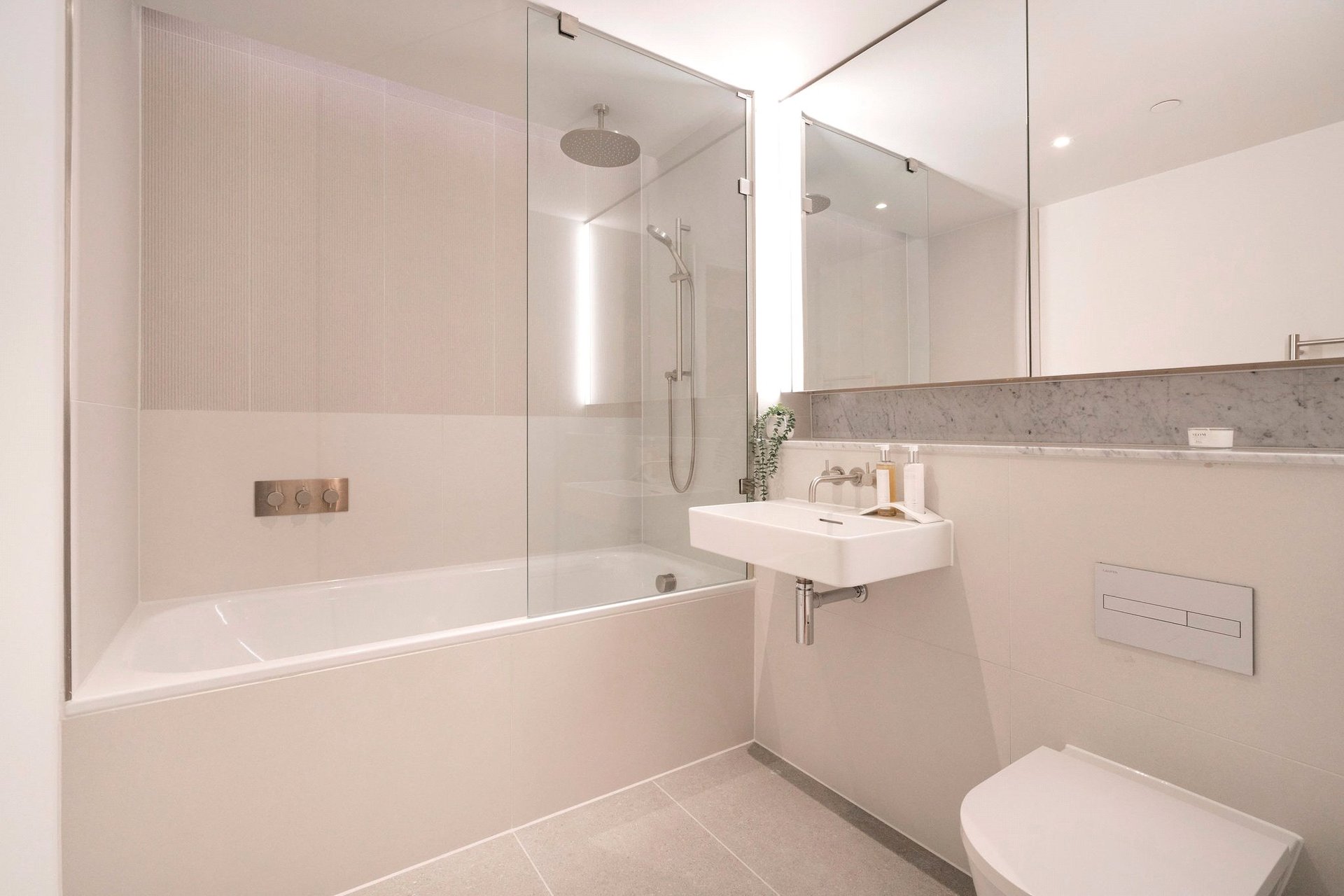 Flat 1 (Pavilion C), 1 Elder Street, Edinburgh, Midlothian, EH1 3BS - Picture #8
