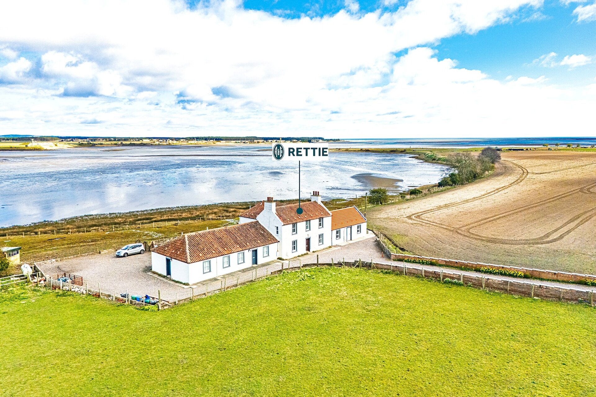 Edenside House, Edenside, St. Andrews, Fife, KY16 9SQ - Picture #1