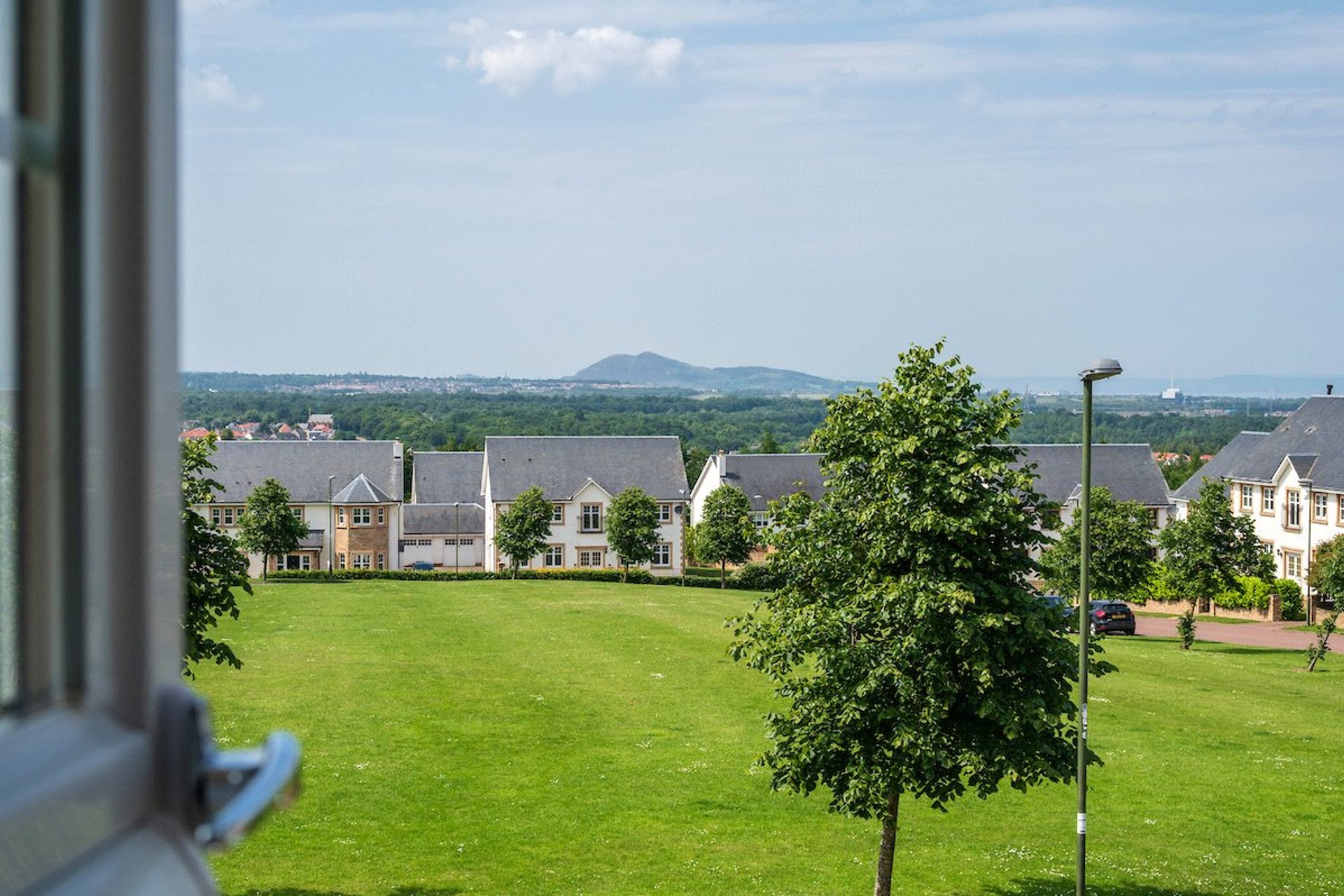 11 Magpie Gardens, Dalkeith, Midlothian, EH22 2RA - Picture #2