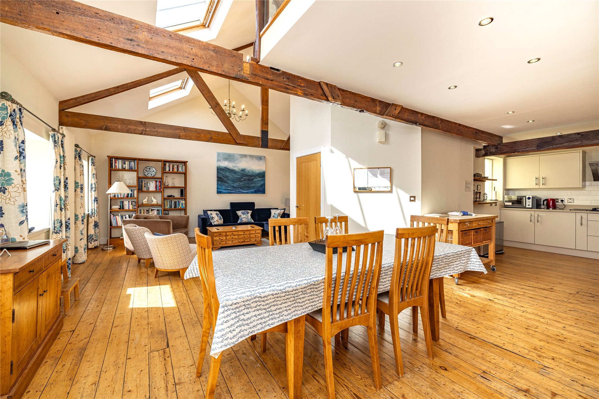 6 Pier Maltings, Pier Road, Berwick Upon Tweed, Northumberland, TD15 1JB - Picture #2