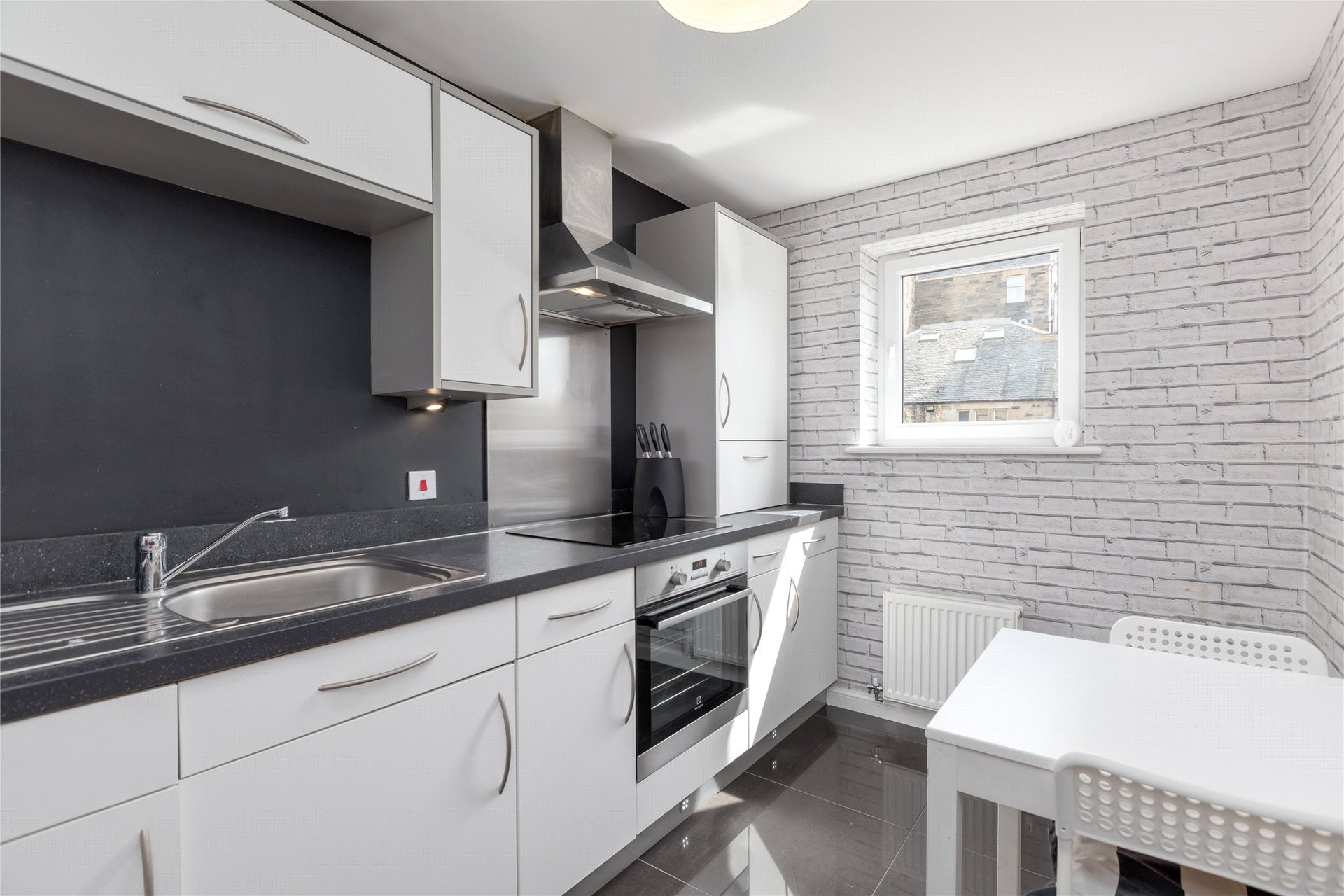 Flat 3, 1B, Slateford Gait, Edinburgh, Midlothian, EH11 1GT - Picture #4