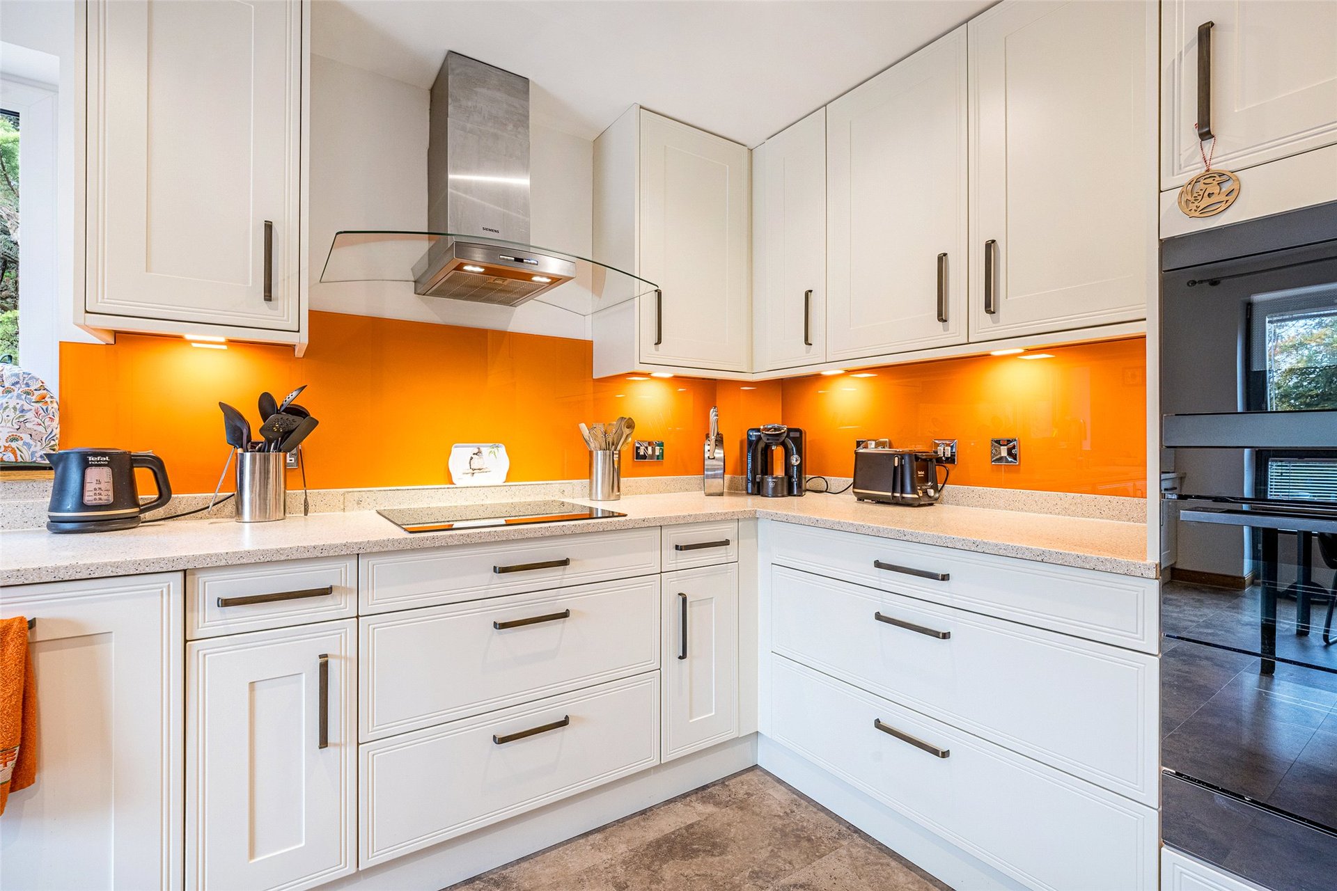 8 Thorn Heights, Bearsden, G61 4AZ - Picture #13