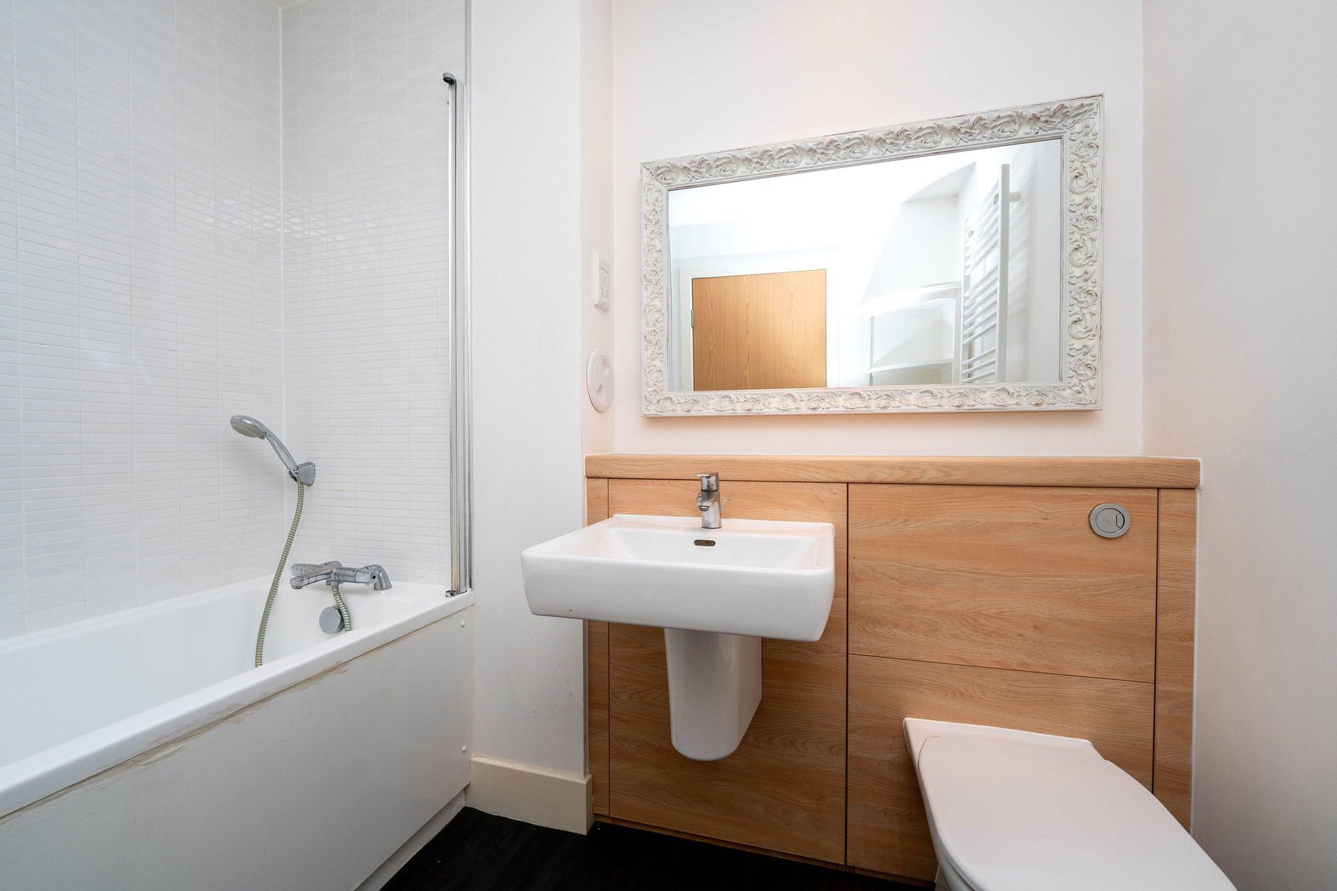 Flat 7, 16 Burnbrae Drive, Edinburgh, Midlothian, EH12 8AS - Picture #8