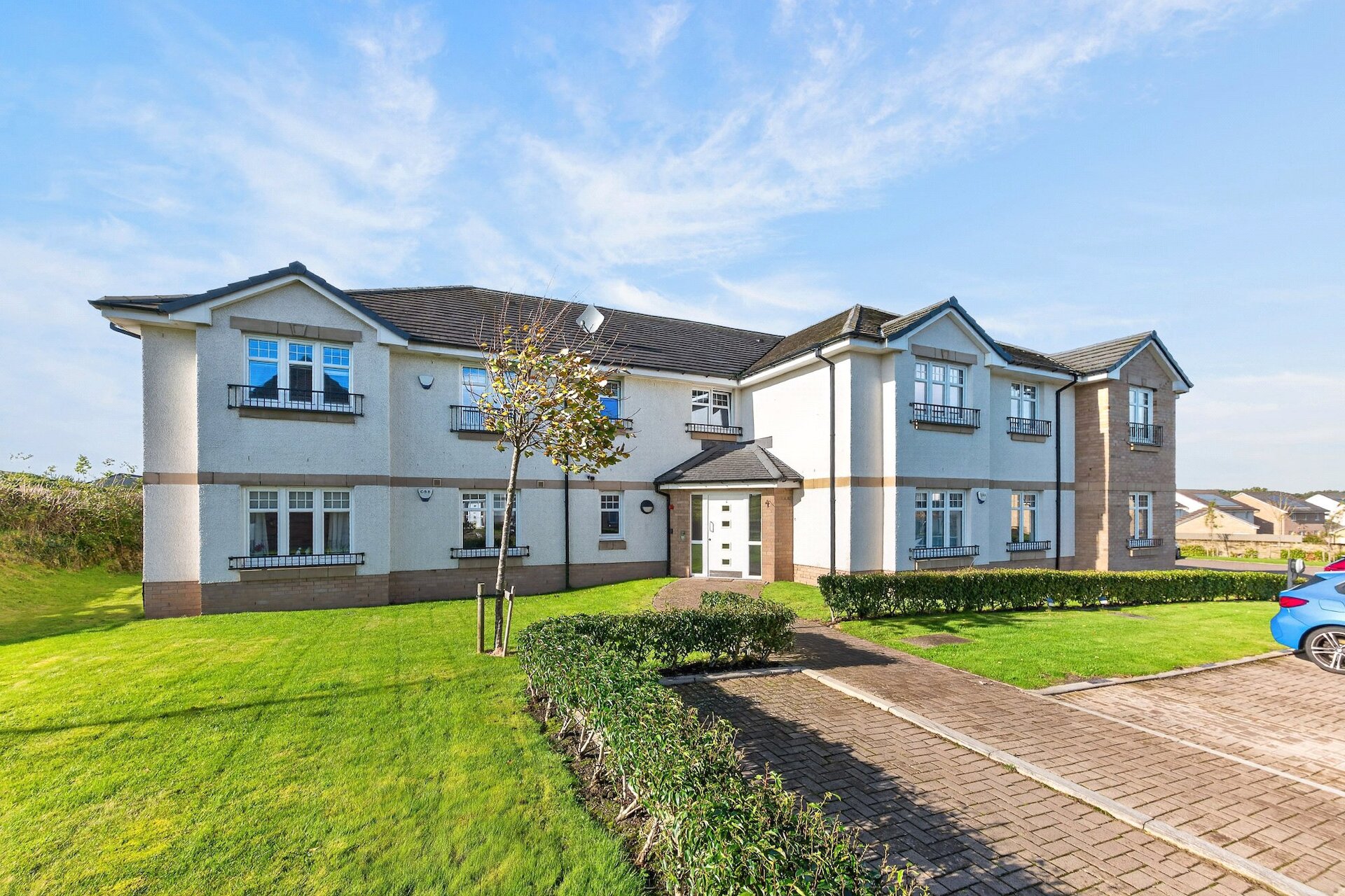 1/2, 30 Coulters Crescent, Carmunnock, Glasgow, G76 9AY - Picture #1