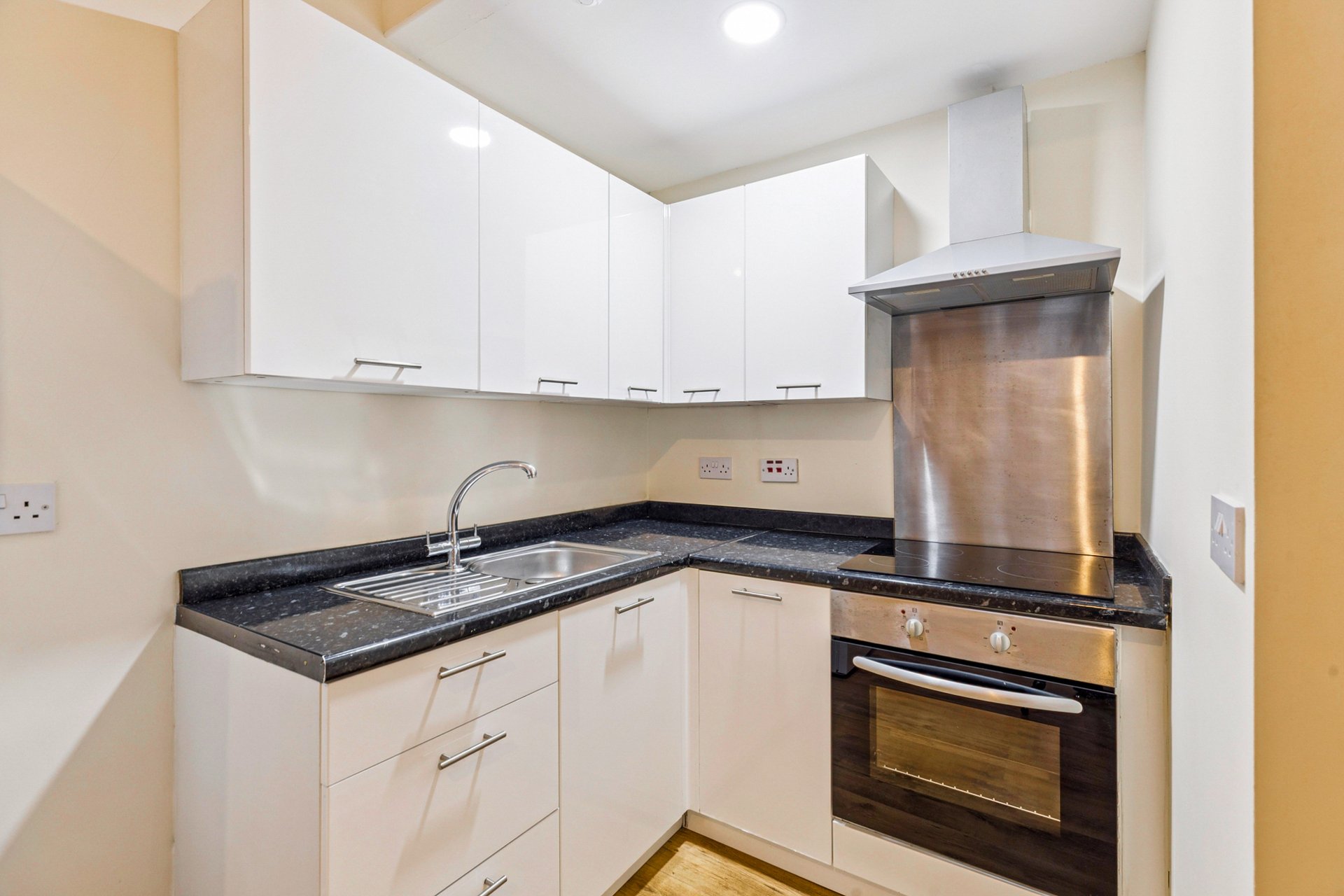 0/1, 25 Kennoway Drive, Glasgow, G11 7TX - Picture #6