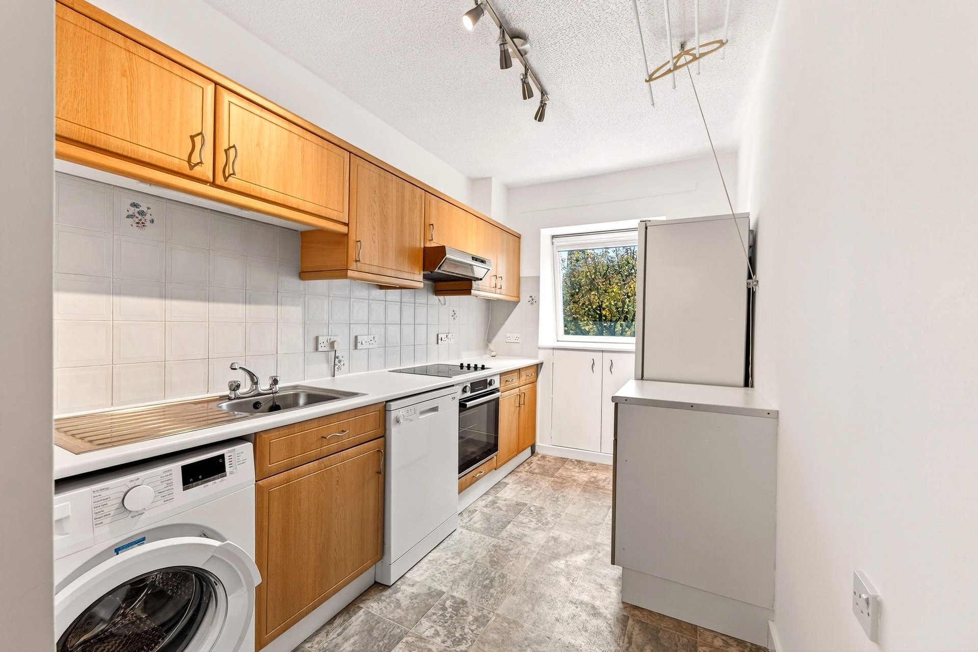 Flat 6, 4 Arran Place, Portobello, Edinburgh, Midlothian, EH15 2DU - Picture #3